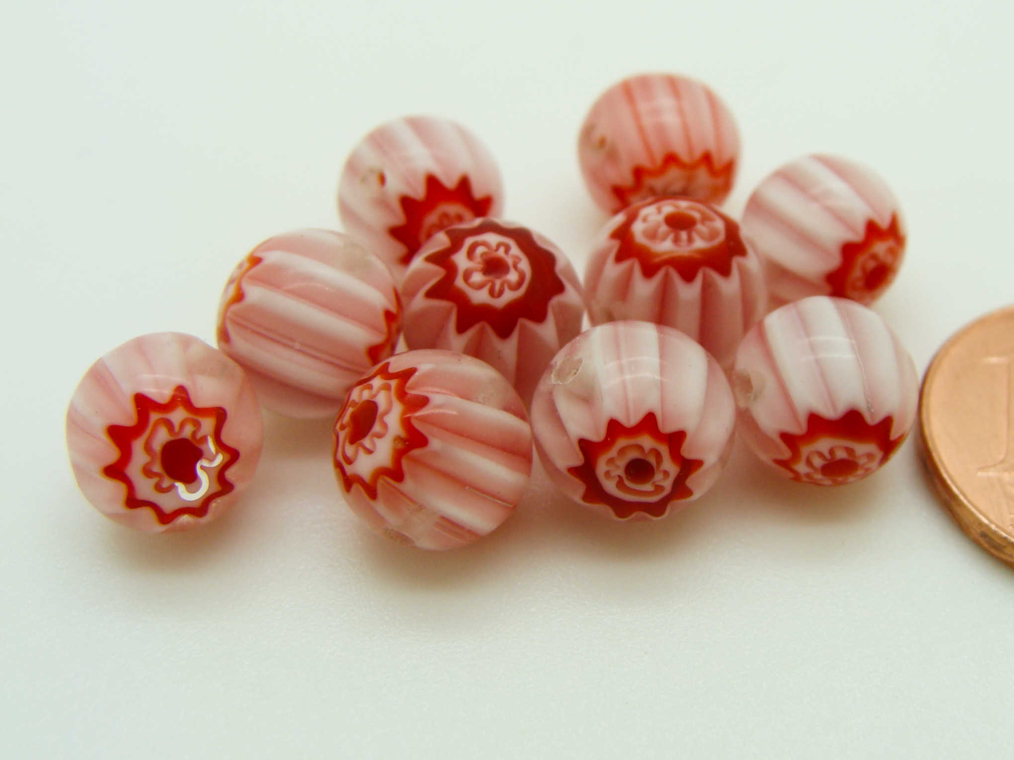 Perles verre Millefiori rondes 8mm Blanc Rouge par 10 pcs