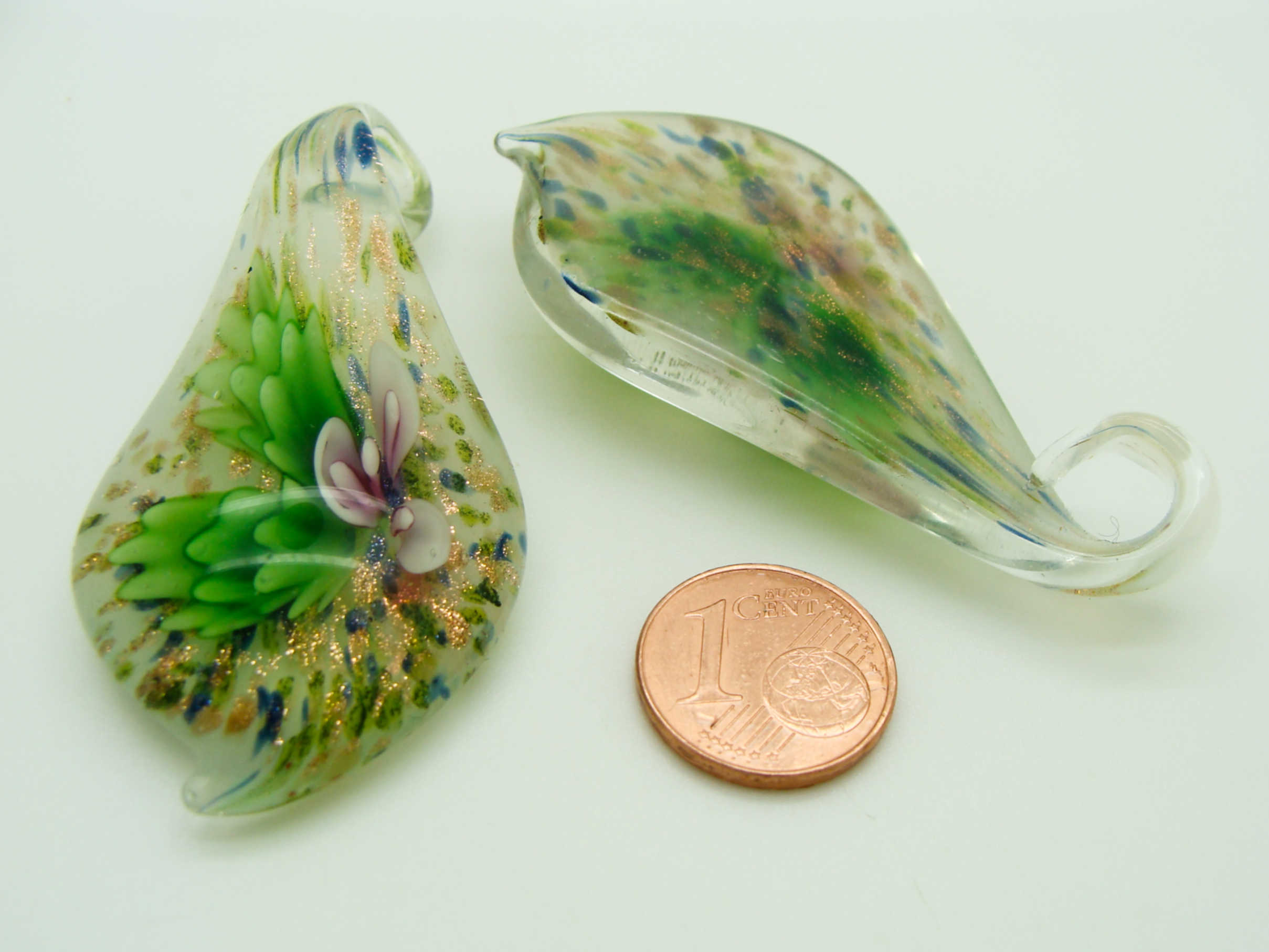 Pend-374-4 pendentif goutte fleur violet verre