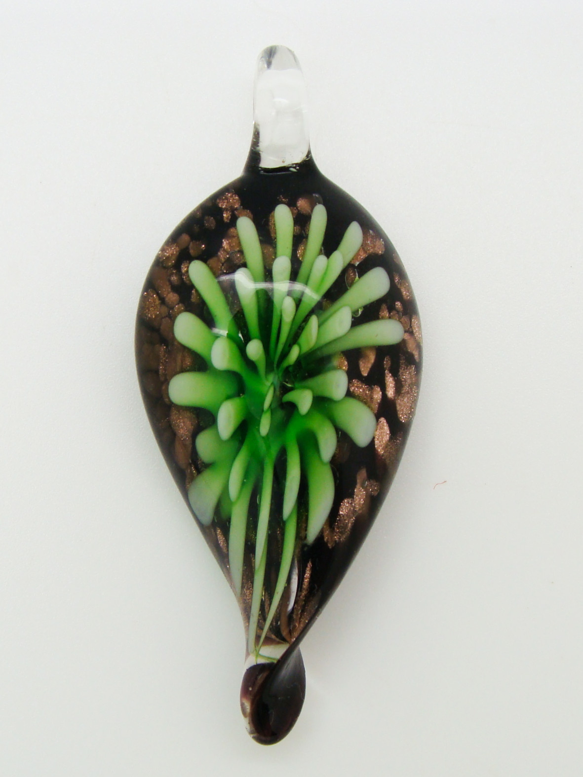Pend-382-5 pendentif fleur vert twist lampwork