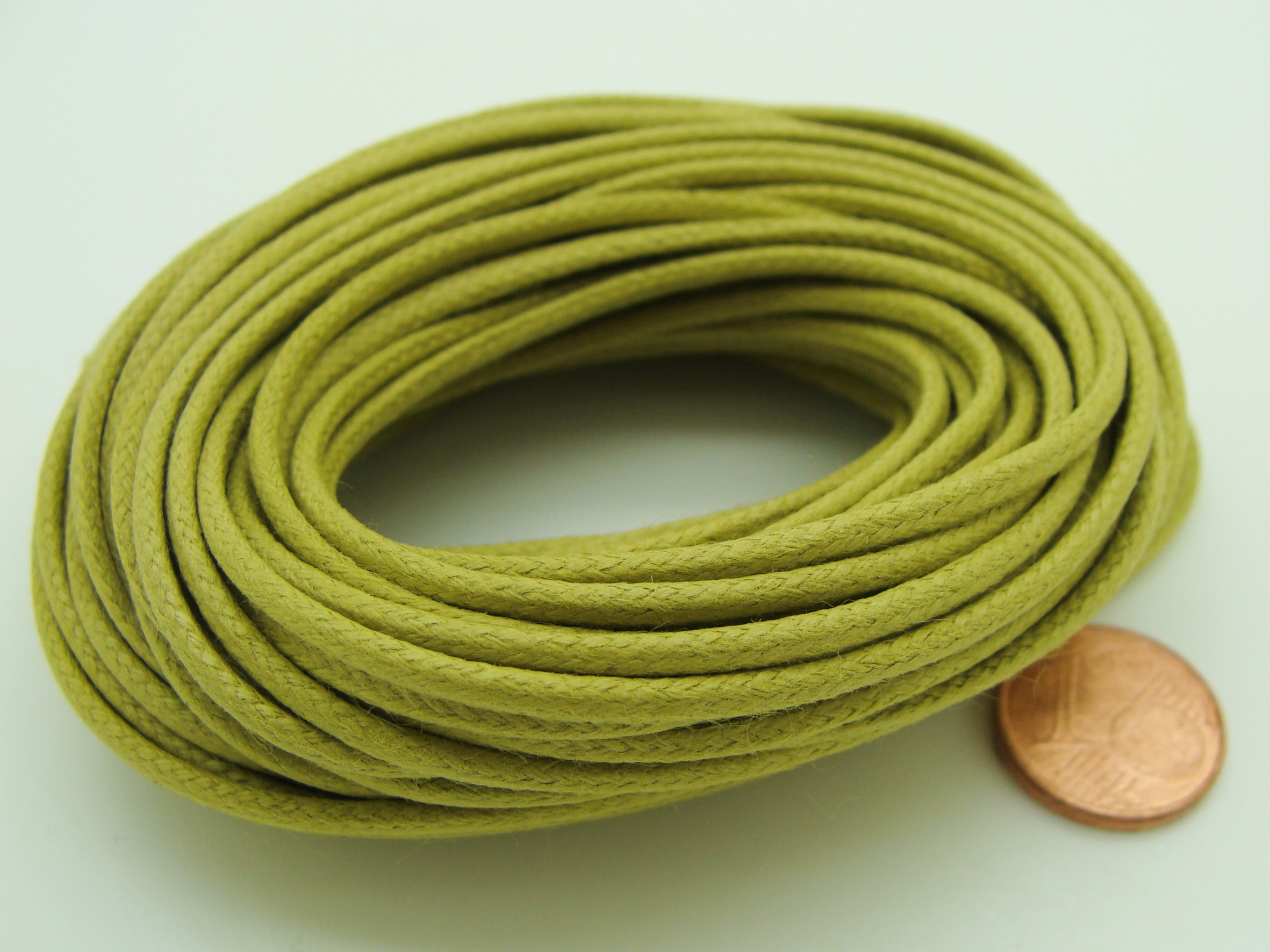 fil coton cire 2mm vert kaki p2