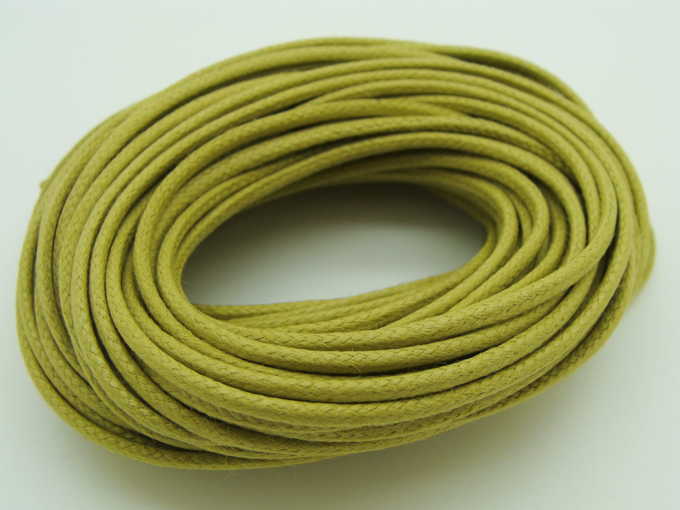 fil coton cire 2mm vert kaki p1