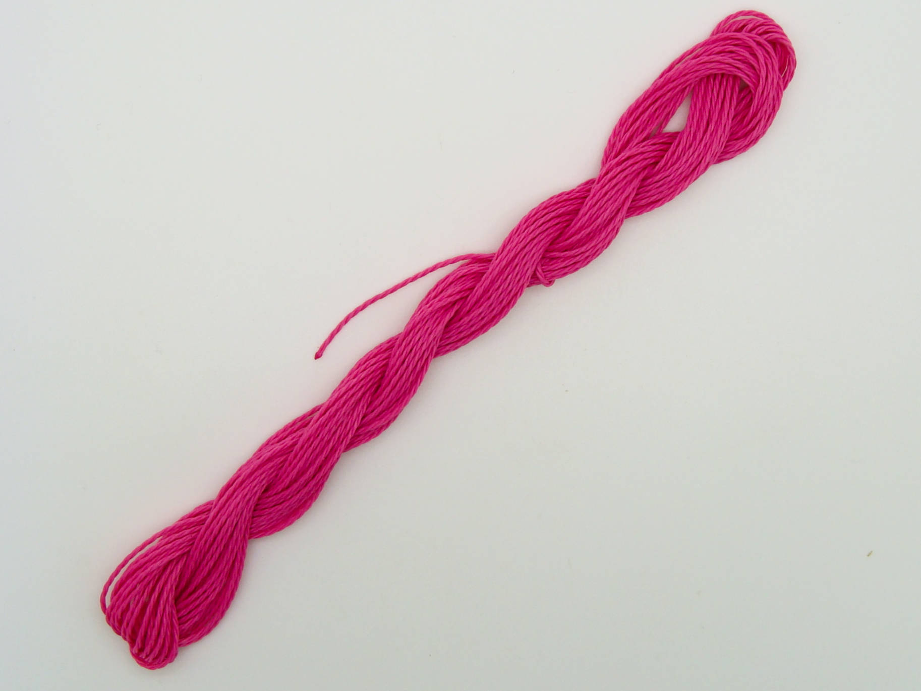 fil polyester cire 1mm rose fonce