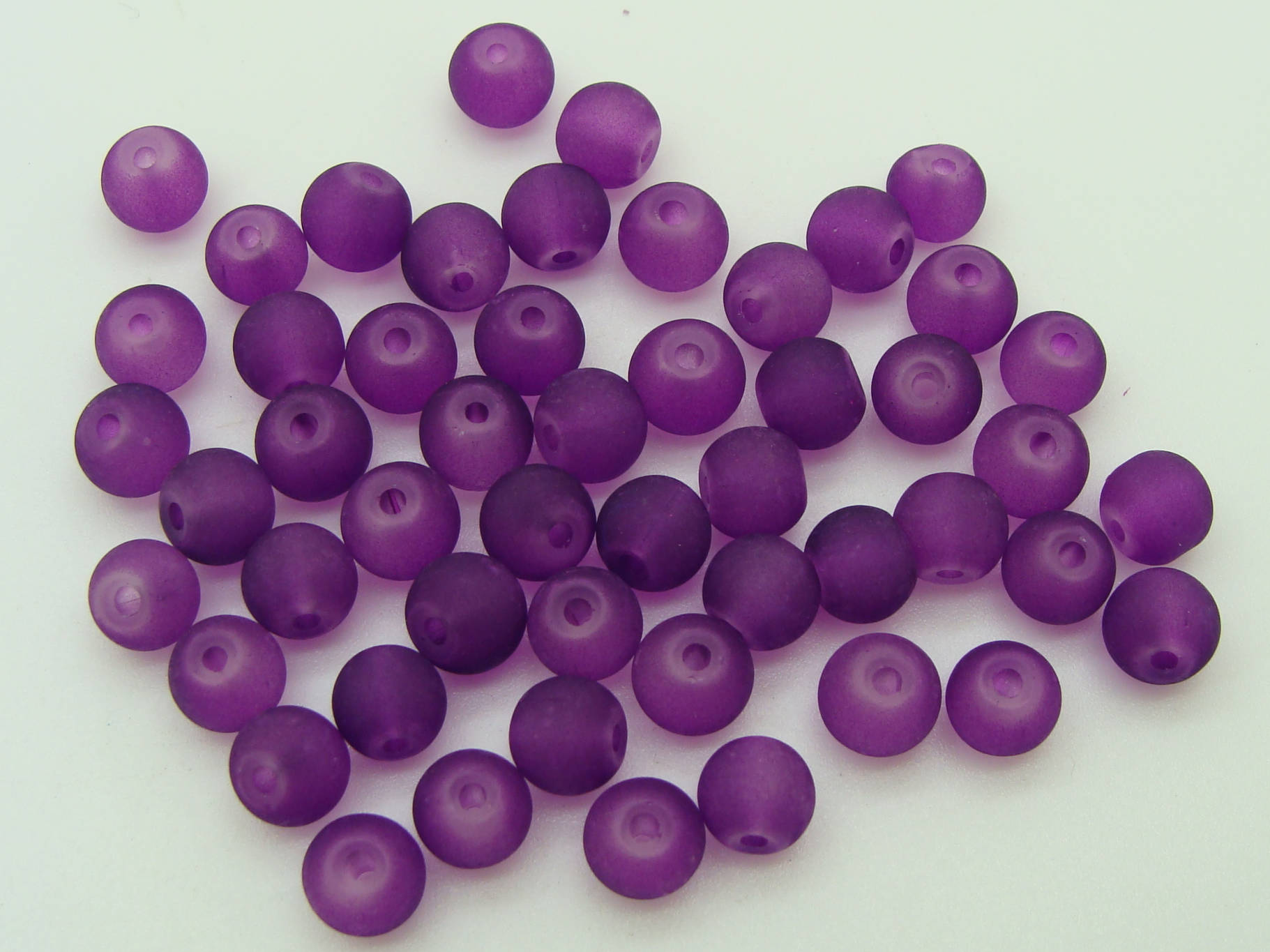 perle verre givre 6mm violet fonce
