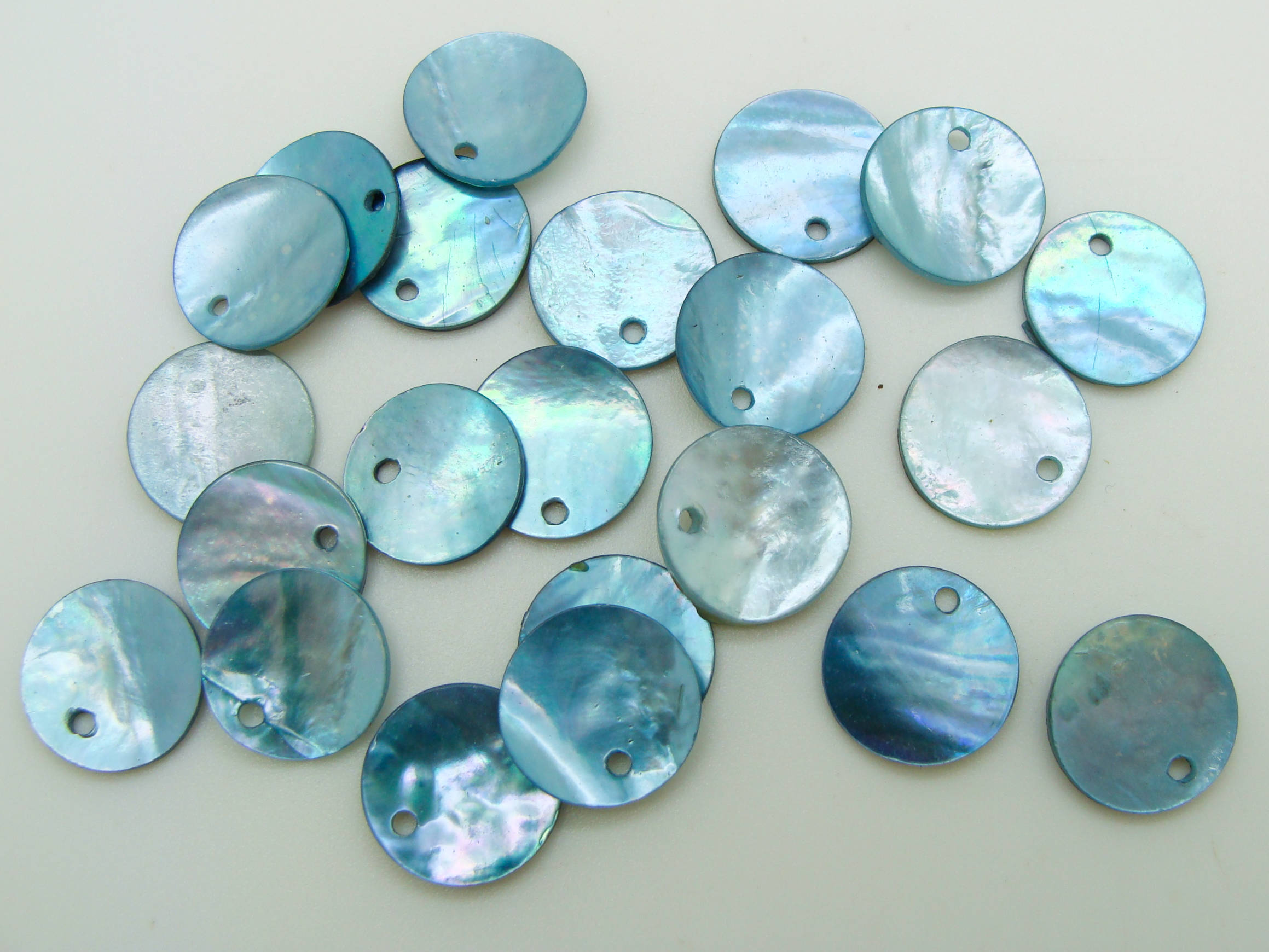 PN14 sequin nacre 12mm bleu