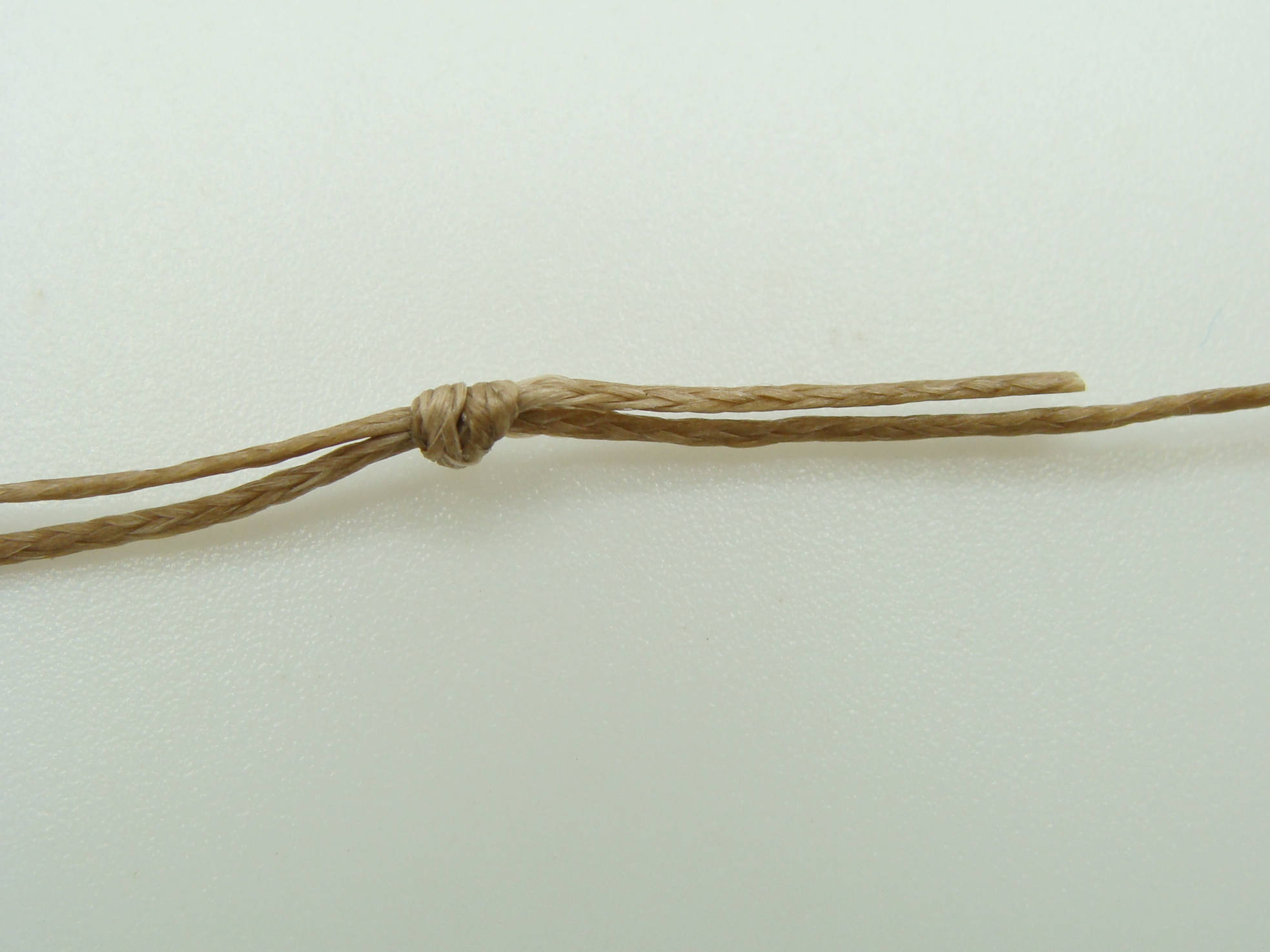 collier nylon 1mm plat marron