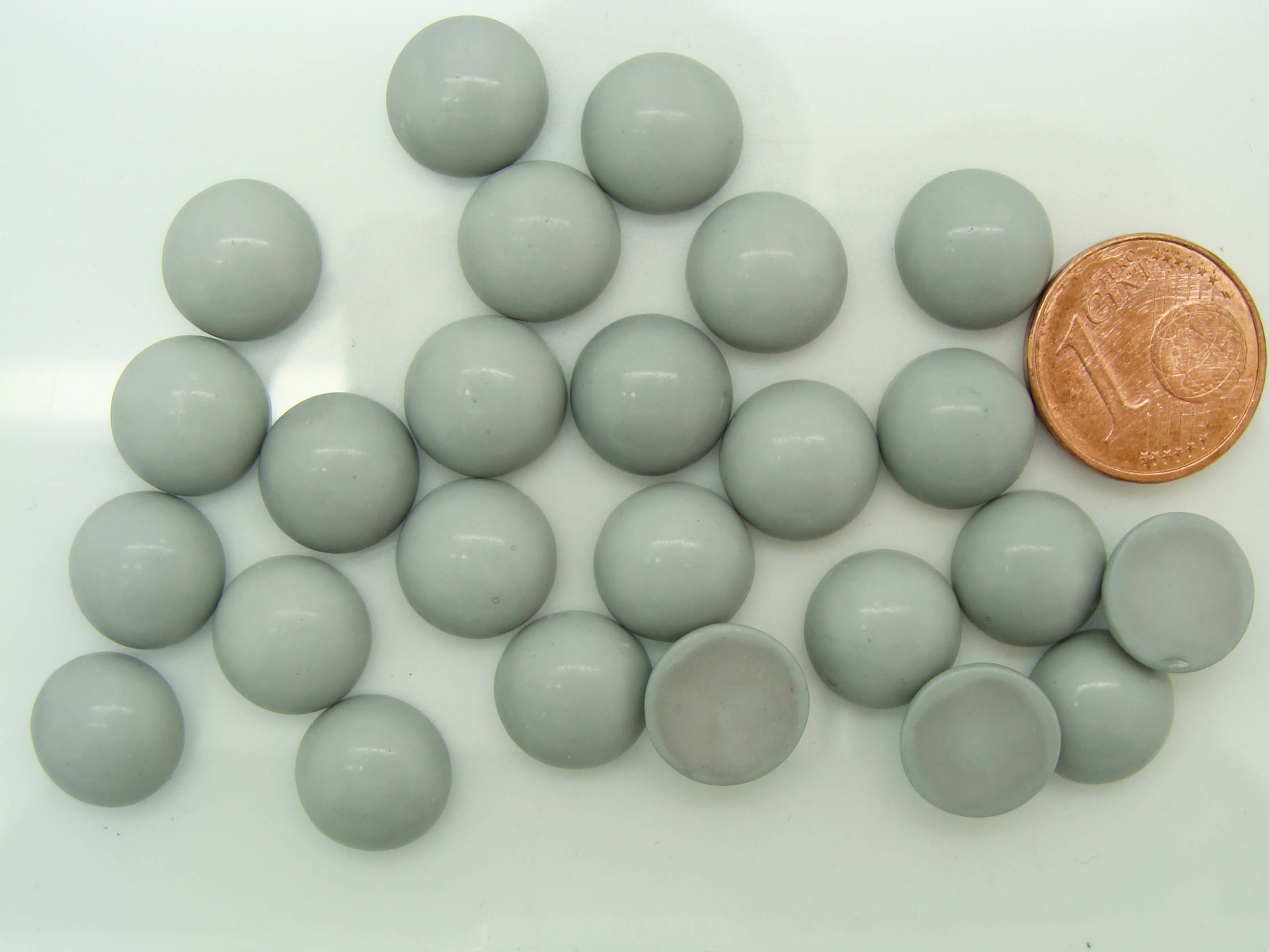 cab35 cabochon rond gris