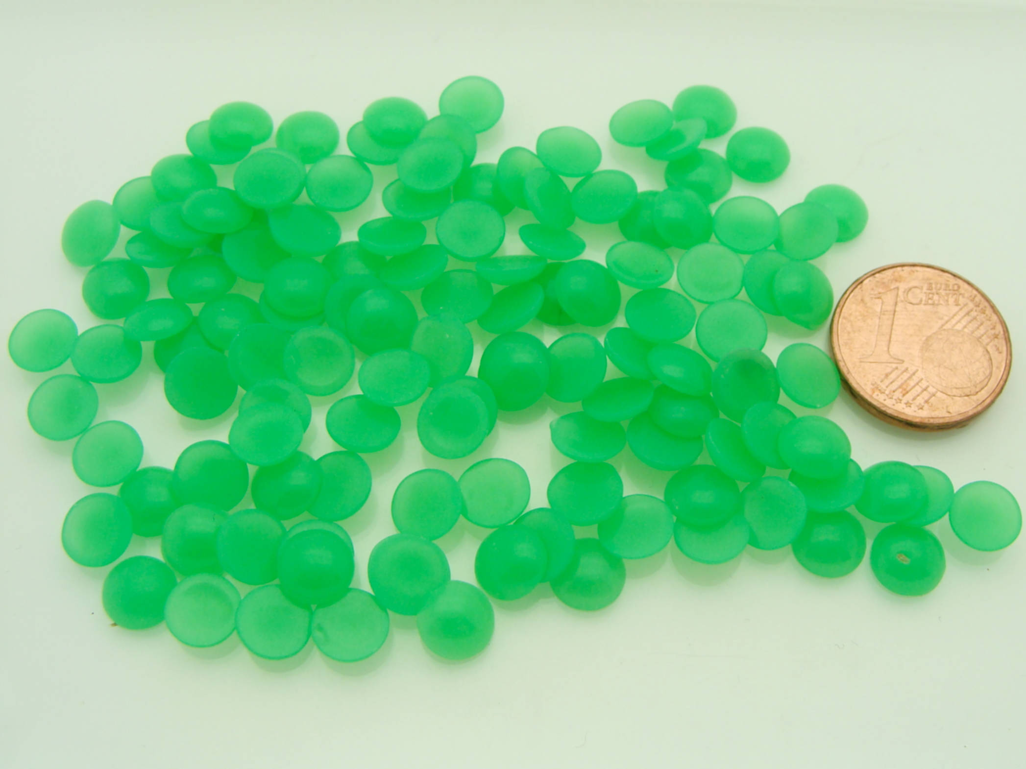 cabochons ronds verts cab-lot29