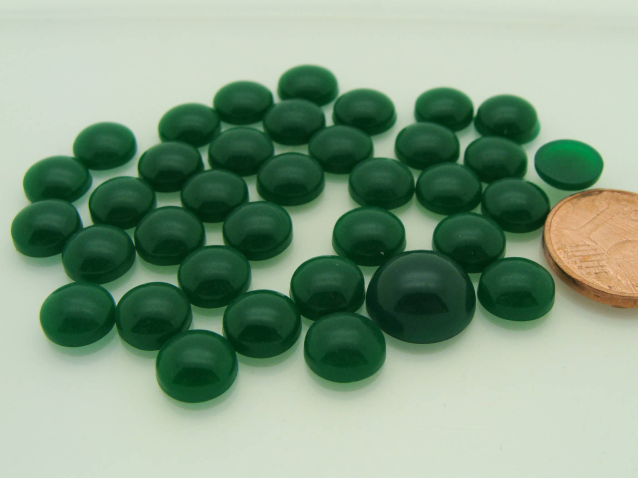 cabochons verts ronds cab-lot34
