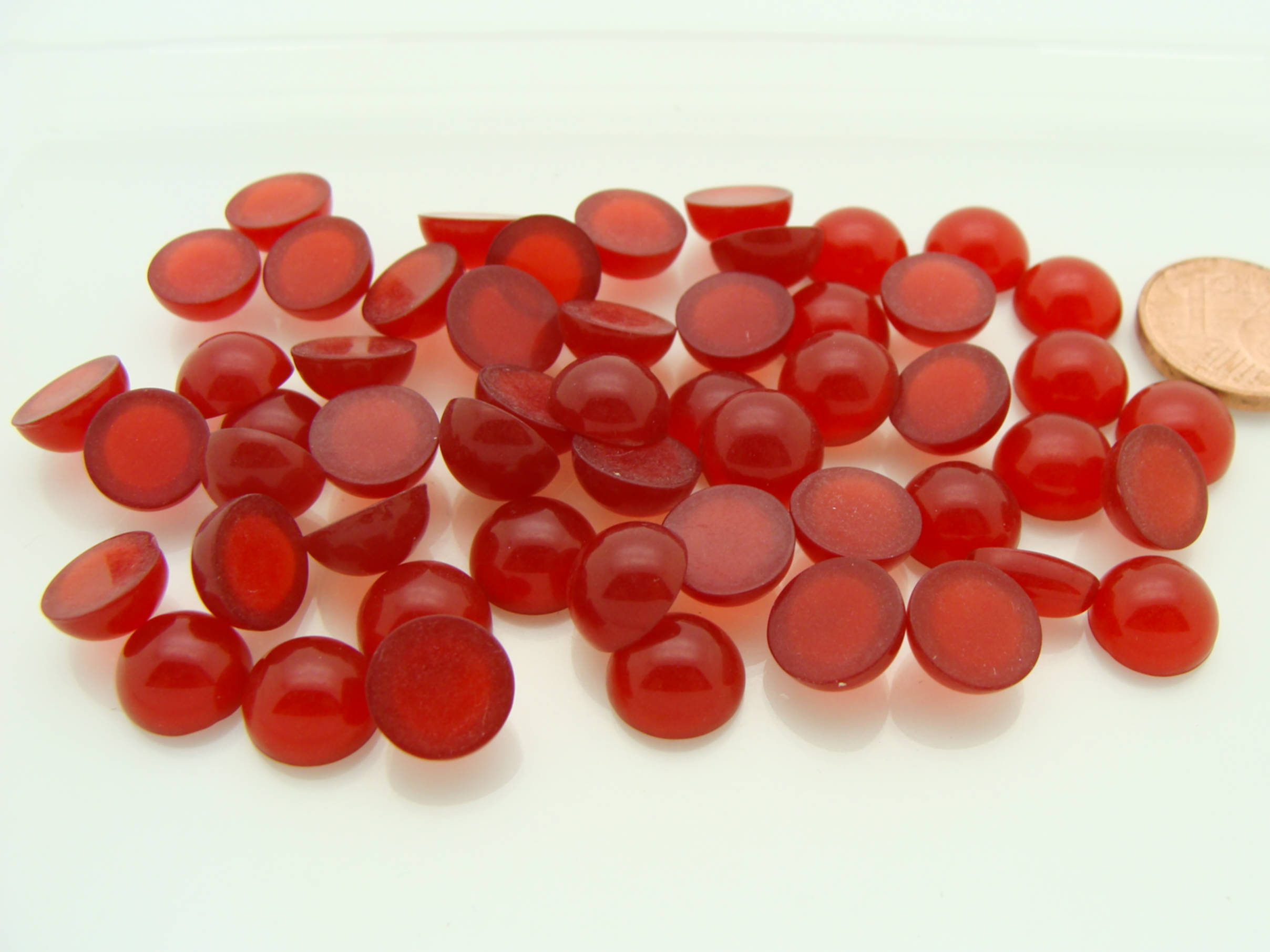 cabochons ronds rouges cab-lot38