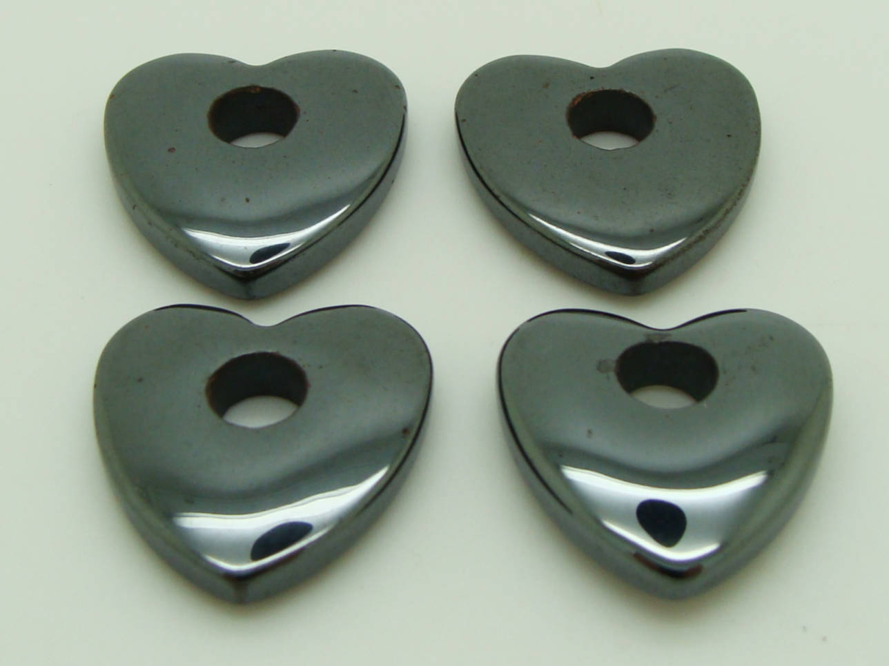 pendentifs coeurs hematite PIER101