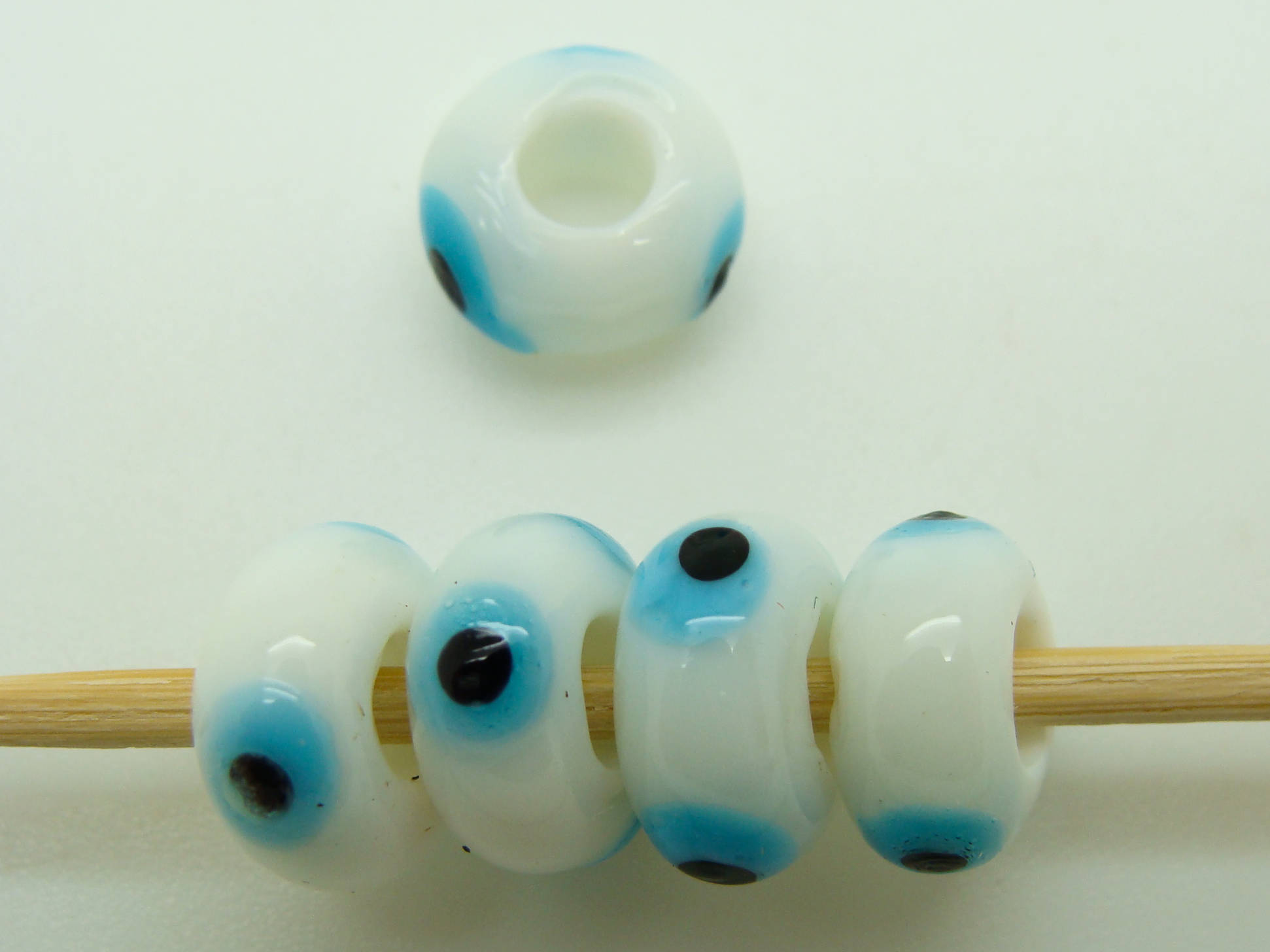 perles rondelles verre blanc oeil PV-lamp-73