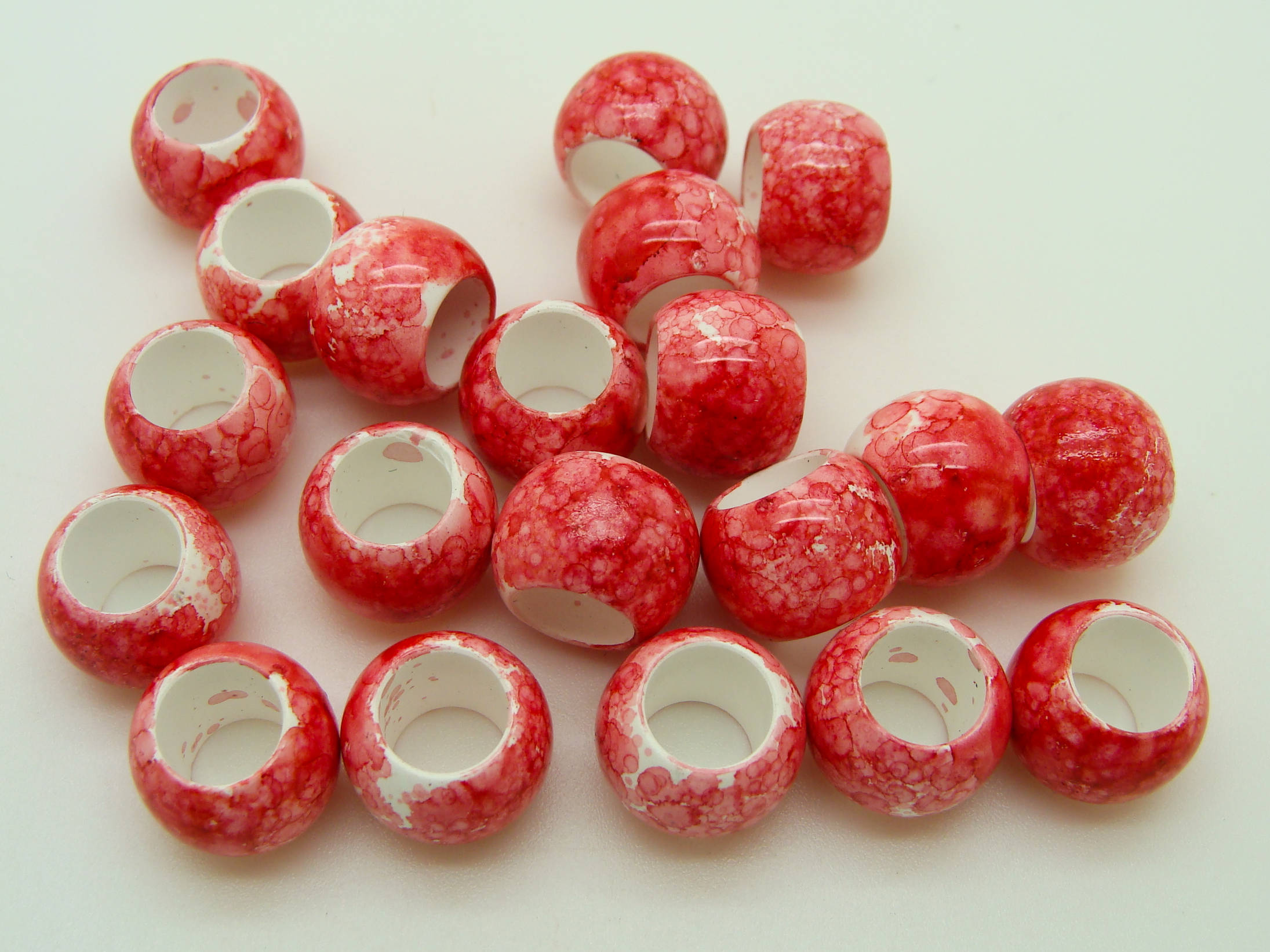 res-30 perle acrylique rouge