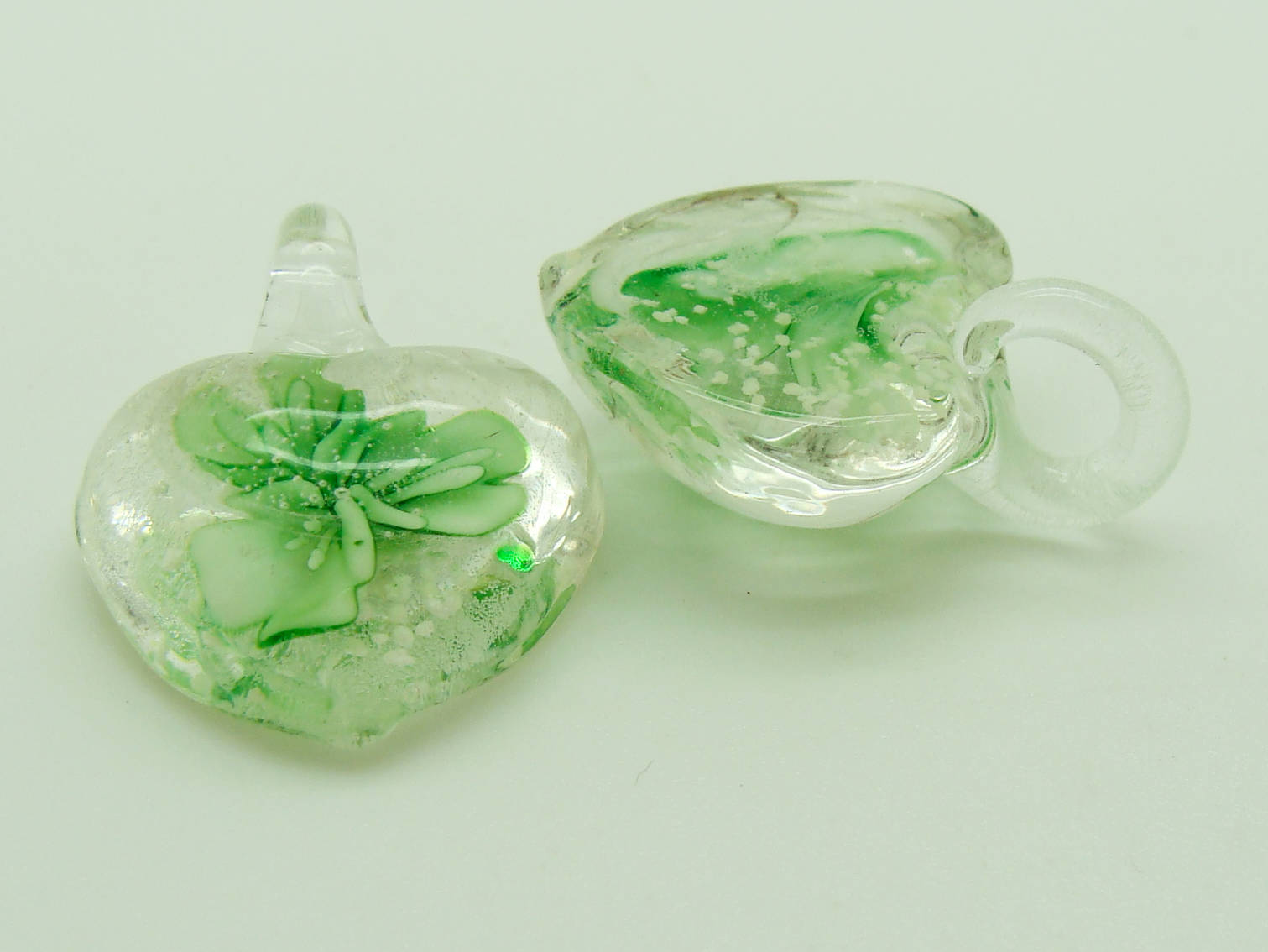 pendentif fleur vert verre Pend-284-vert