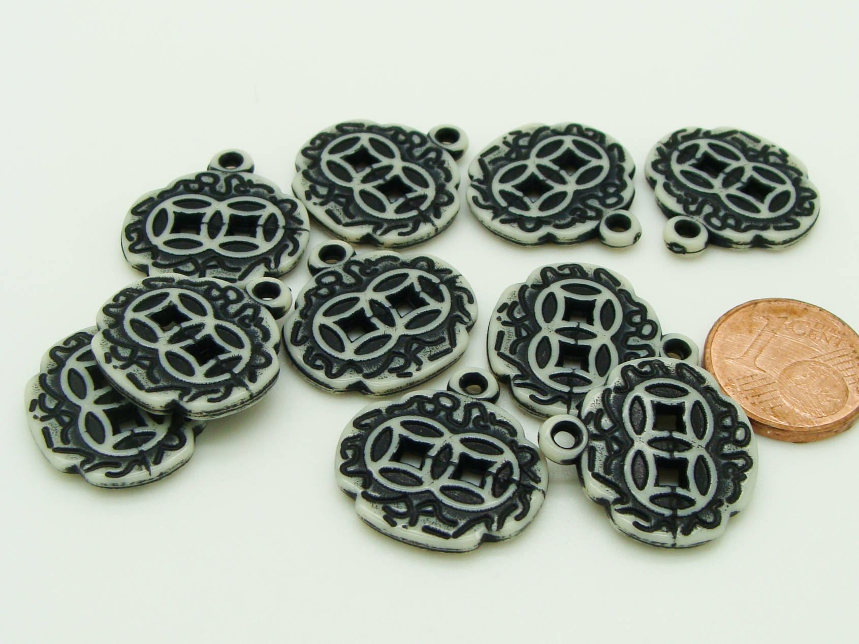 RES-110 perle breloque chinoise gris