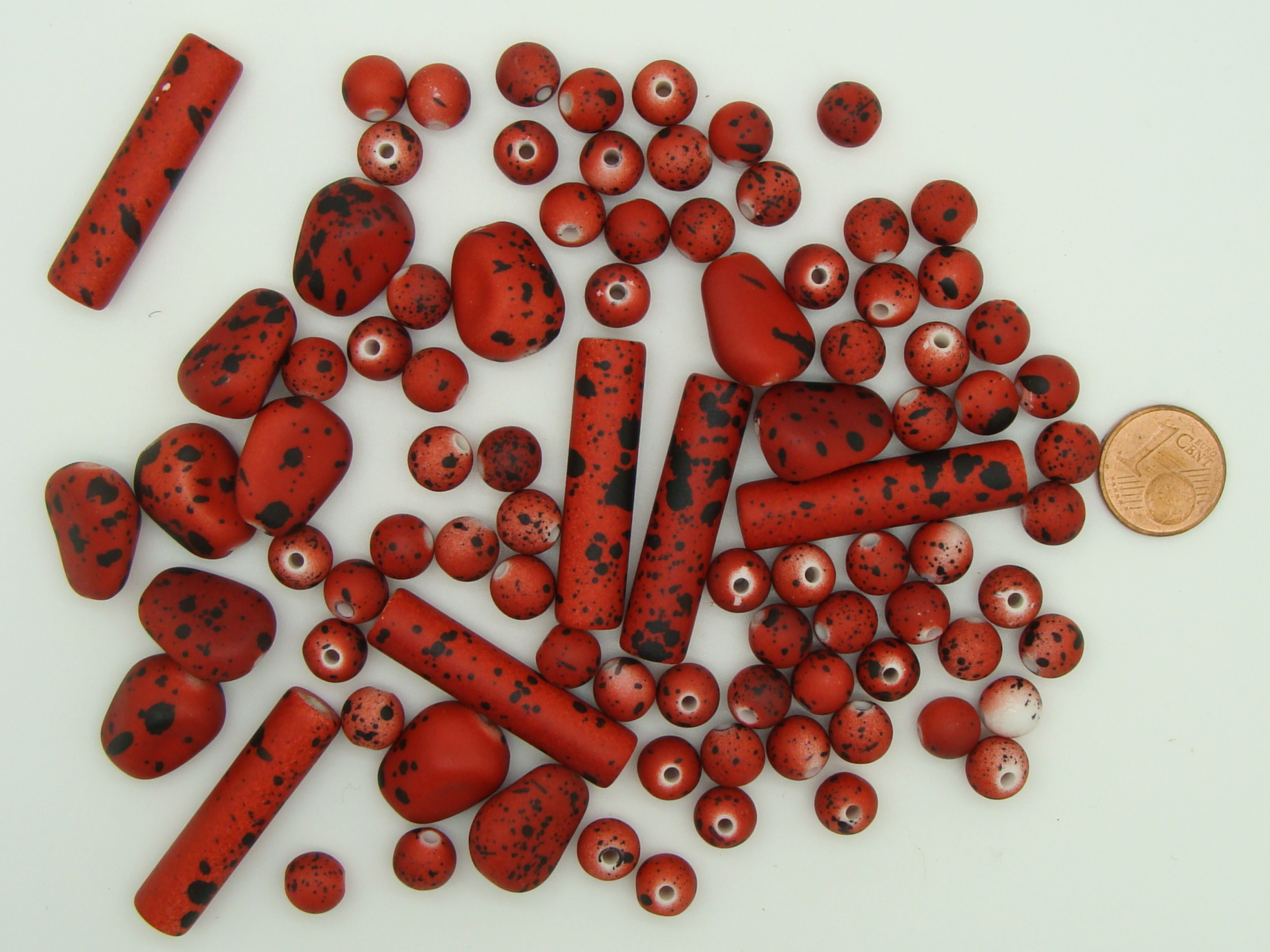 RES-lot-22 perle acrylique rouge mix