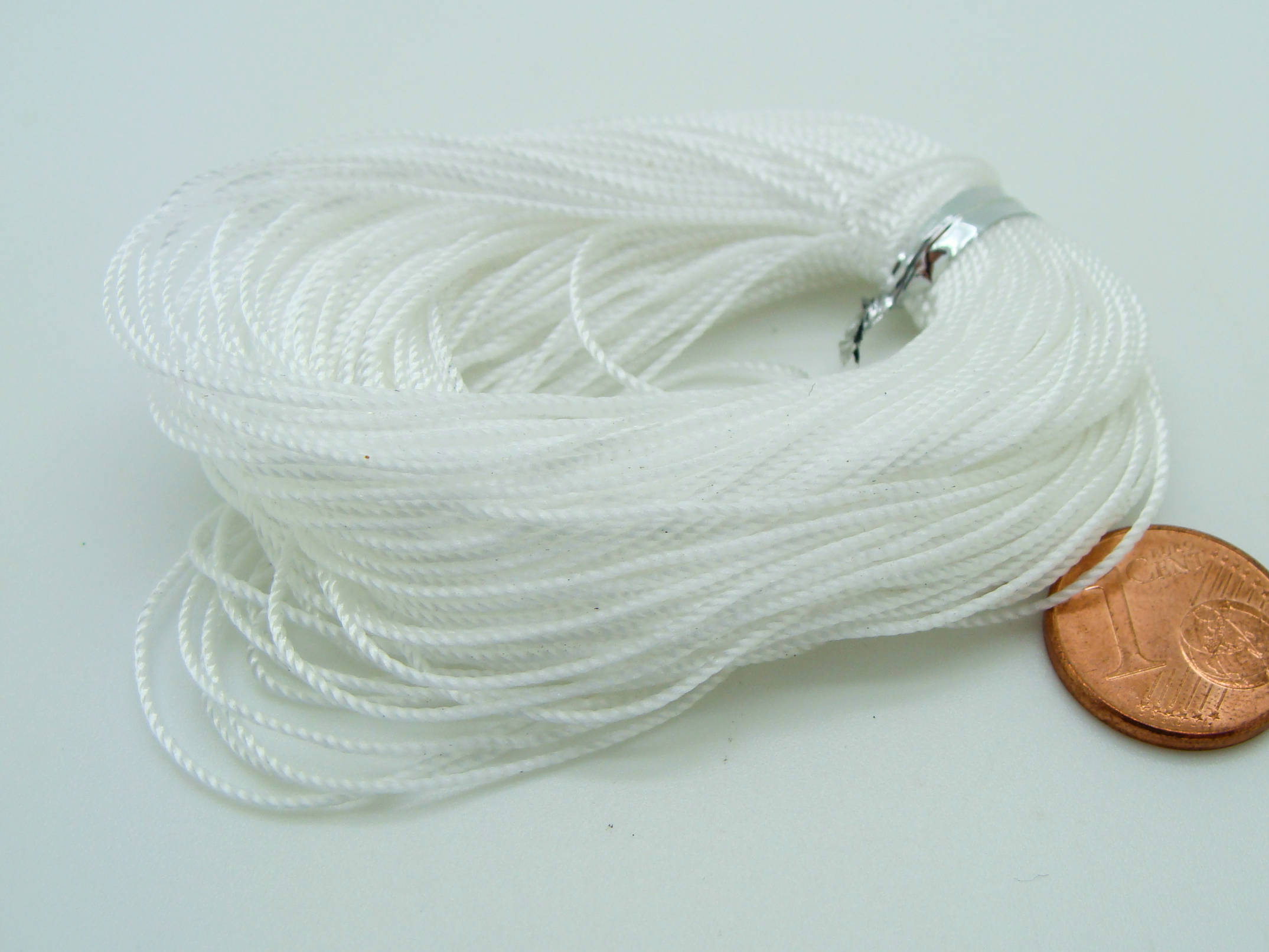 fil polyester 08 tresse 20m blanc cordon