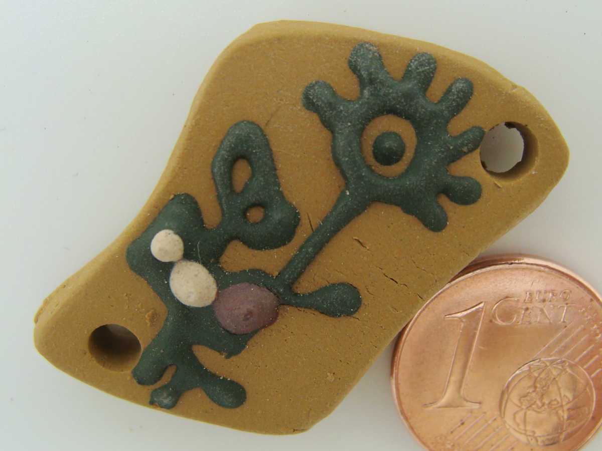 pendentif terrre cuite marron clair TC33-connecteur