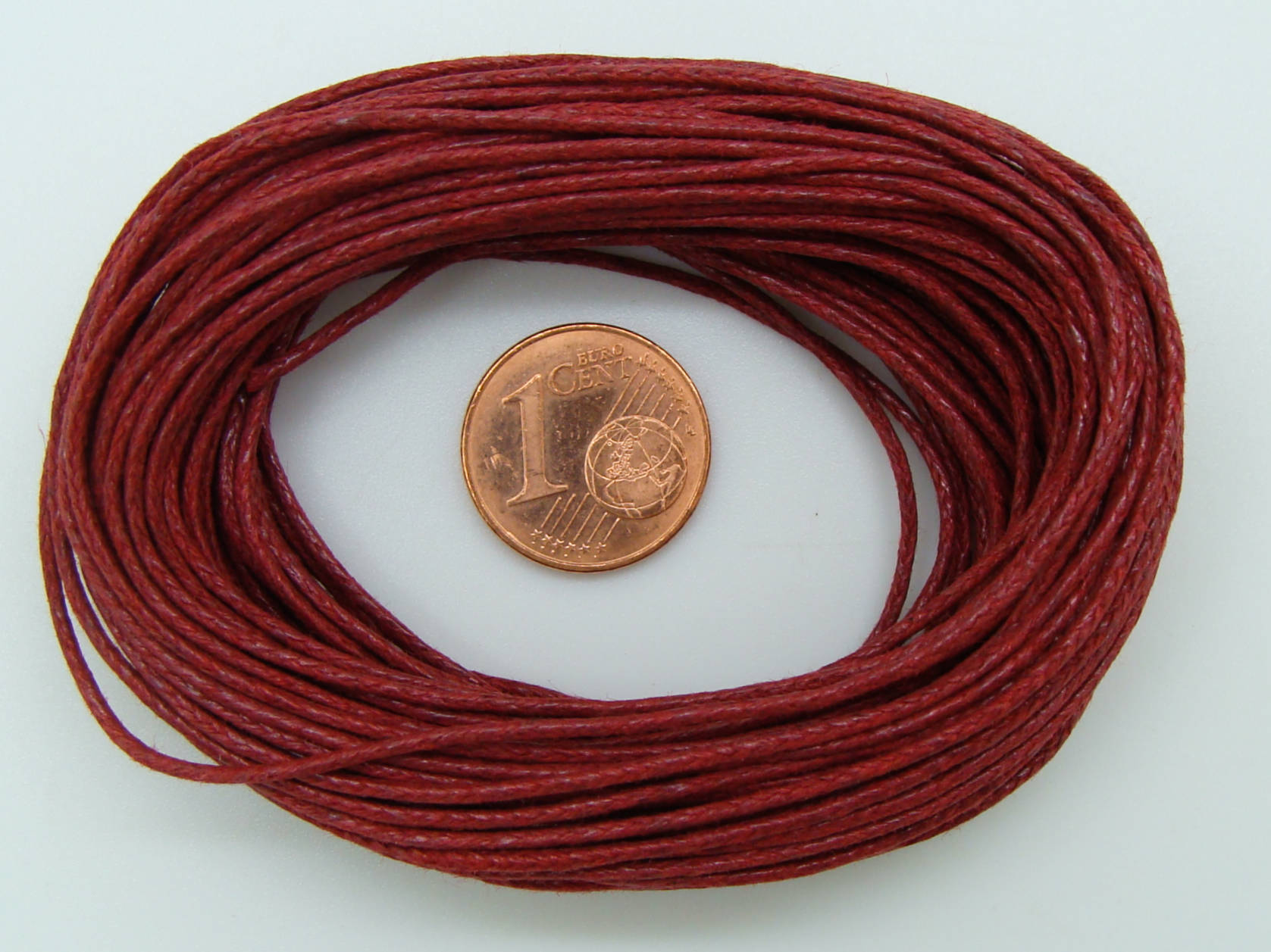 fil coton cire 1mm rouge fonce 10m