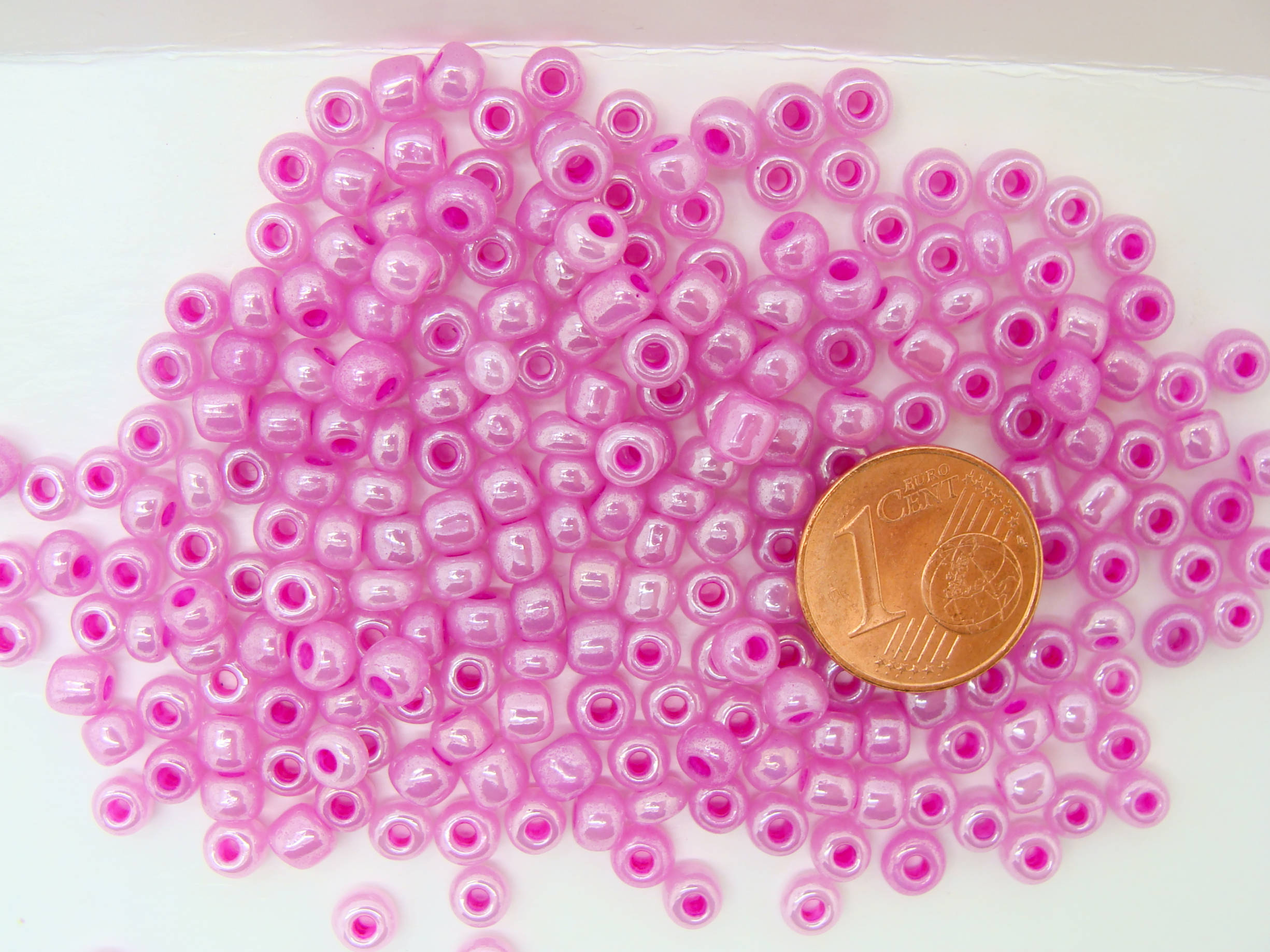 rocaille nacre 4mm rose fonce