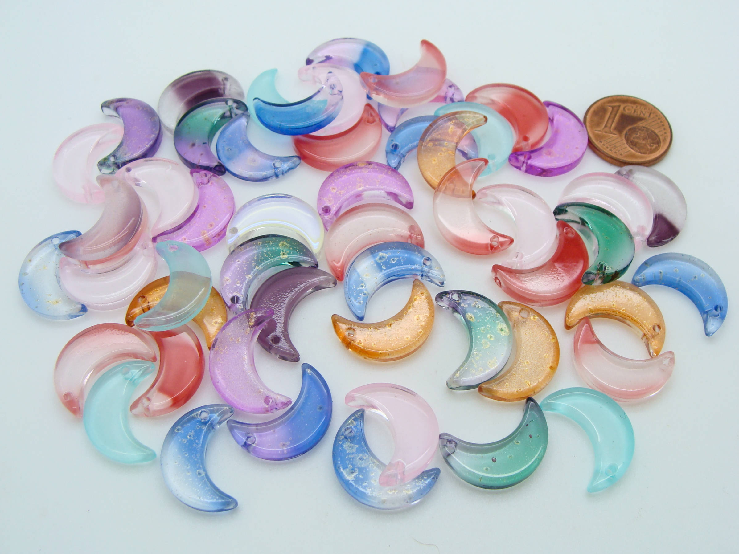 breloques lune en verre mix couleurs PV15