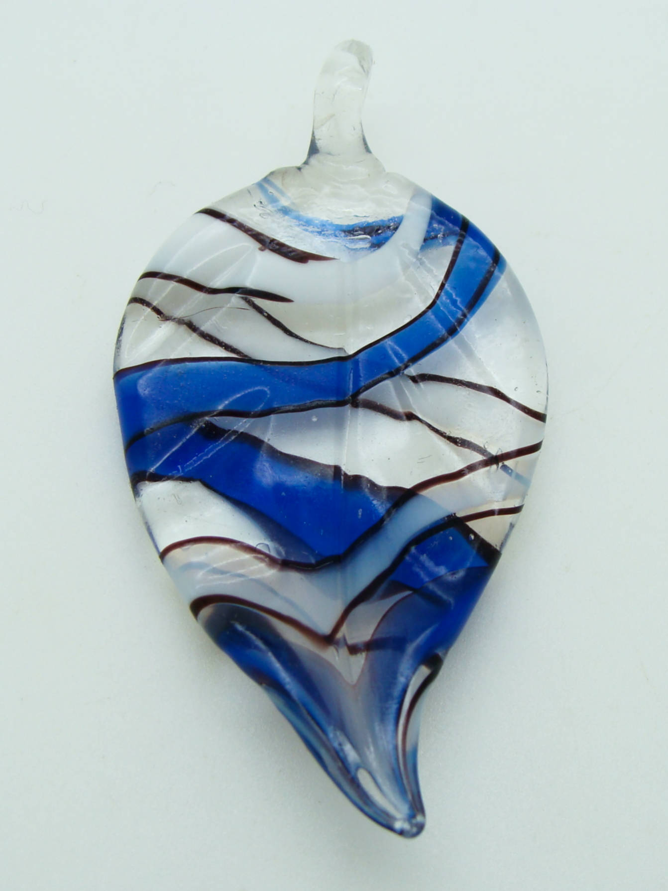 pendentif feuille bleu lampwork Pend-397-1