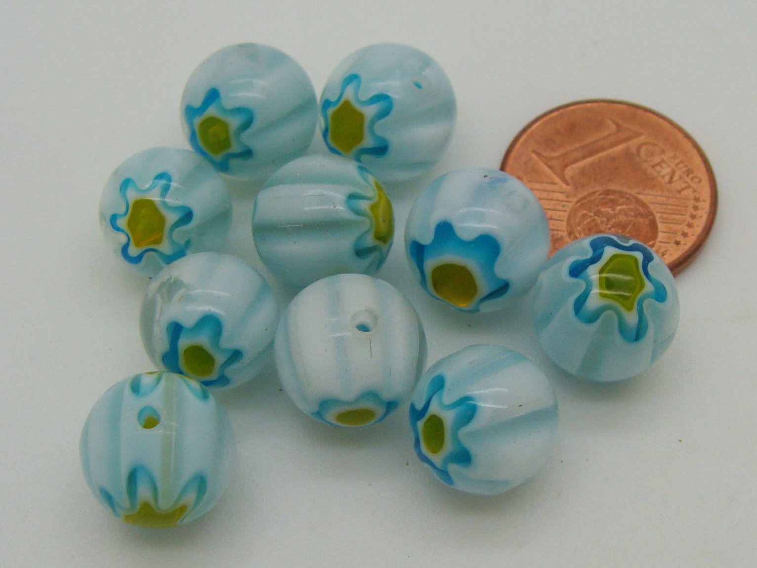 Mille-R10-blanc-bleu-jaune perle millefiori