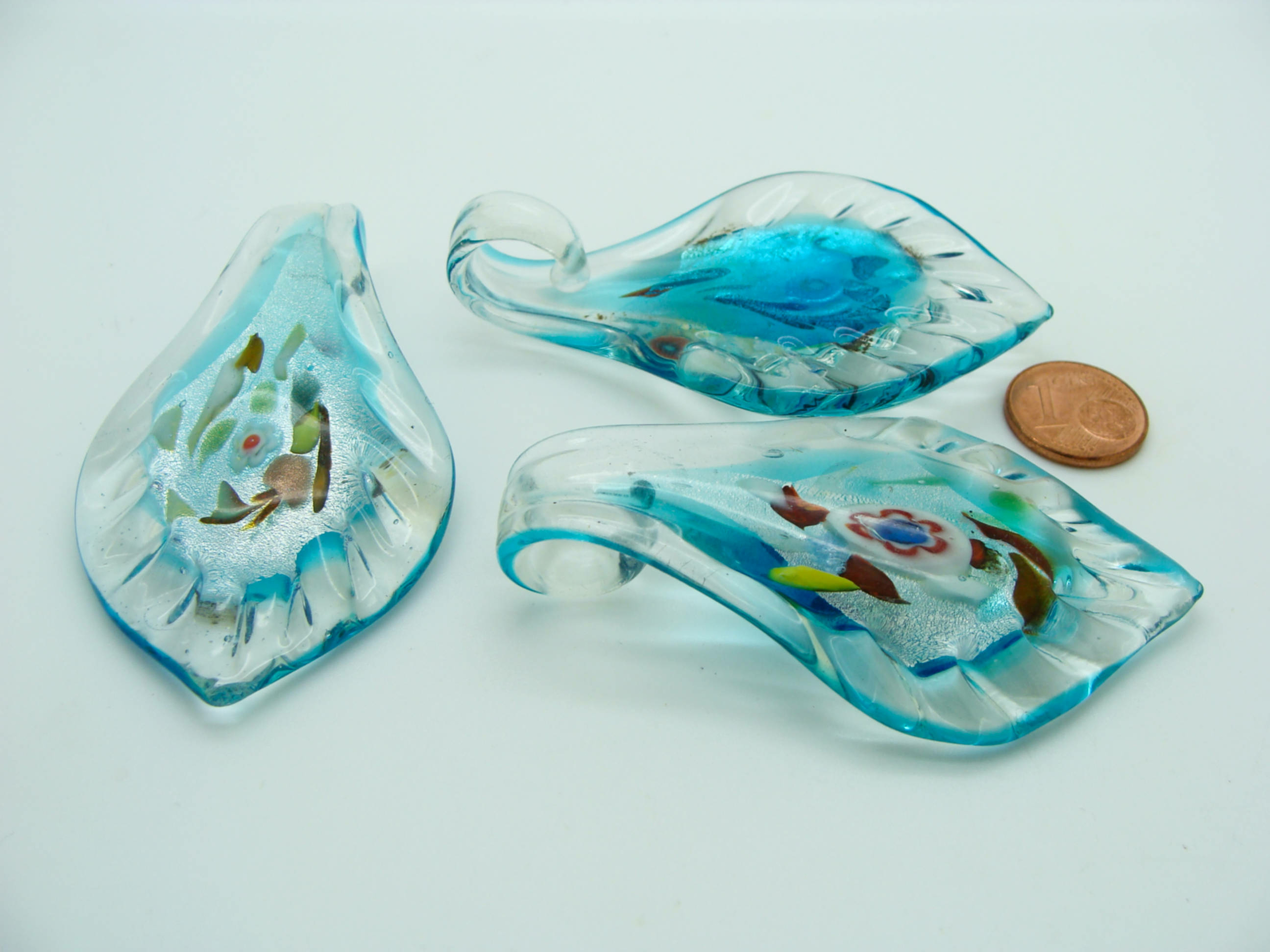 pendentif feuille bleu verre Pend-403-1