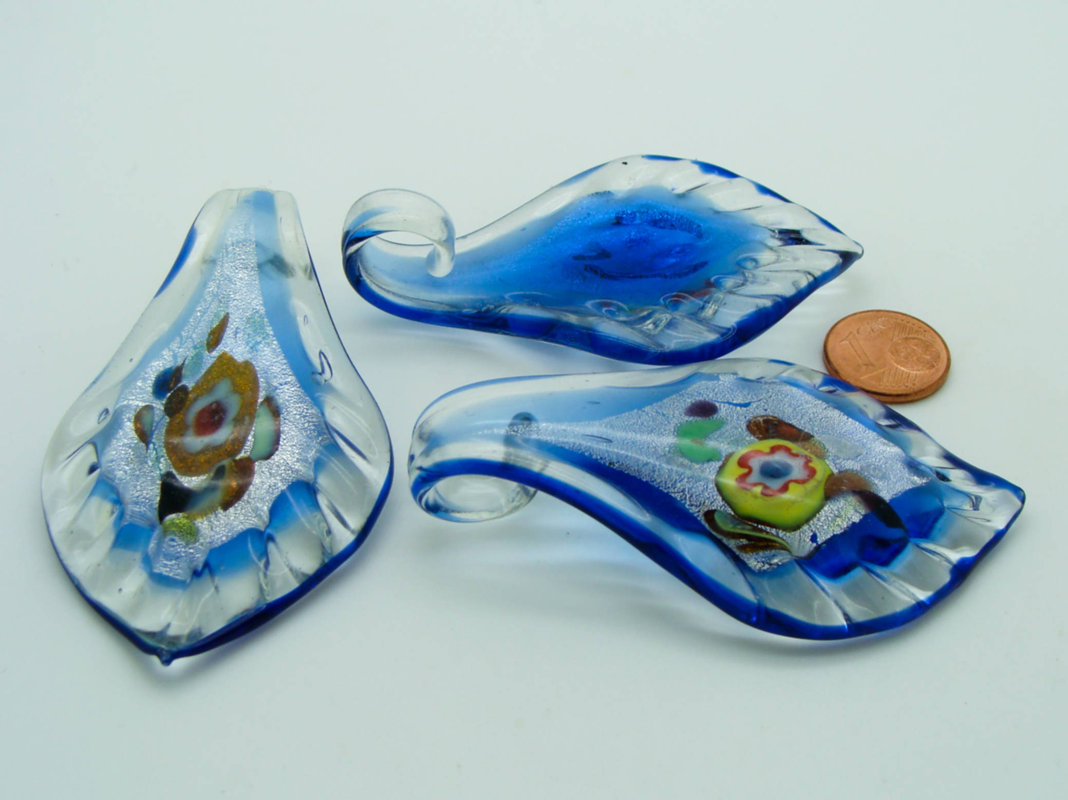 pendentif feuille bleu fonce verre Pend-403-2