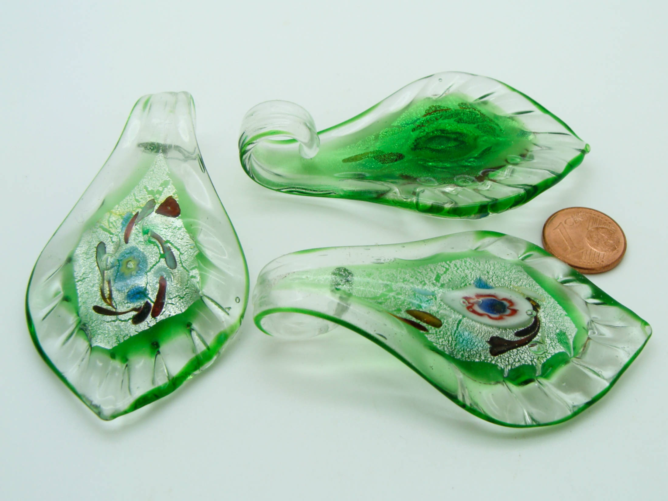 pendentif feuille vert verre lampwork Pend-403-5
