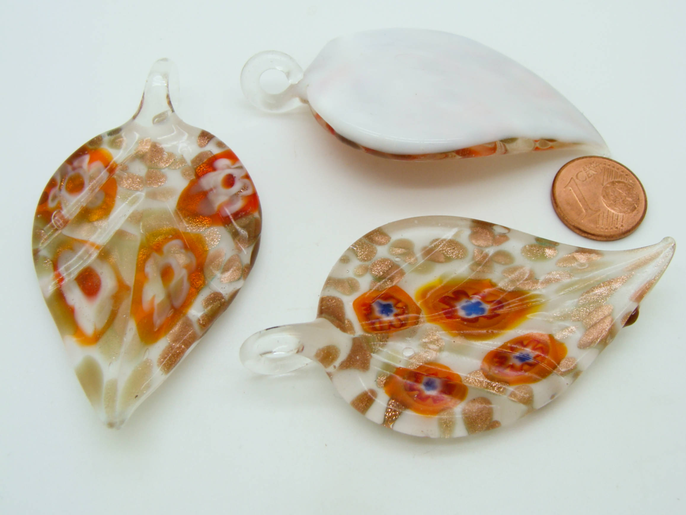 pendentif blanc verre lampwork Pend-404-1