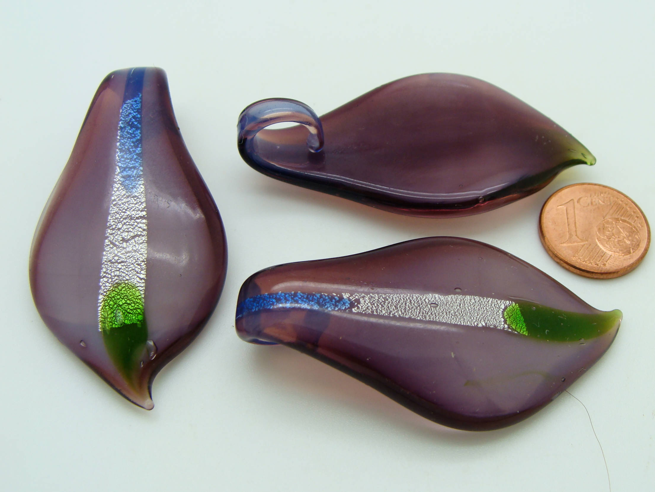 Pend-405-4 pendentif goutte violet verre