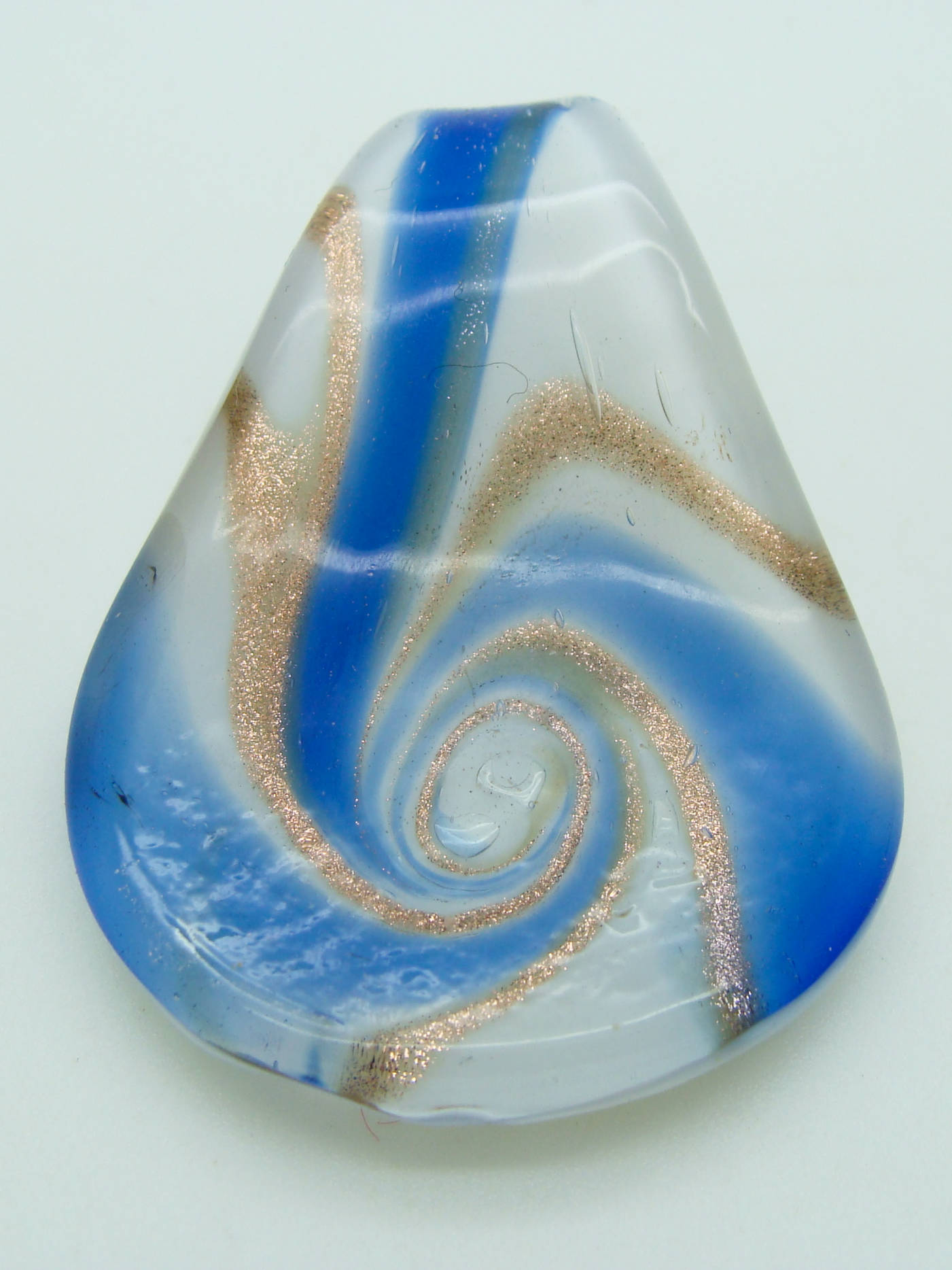 pendentif volute bleu fonce goutte Pend-411-2