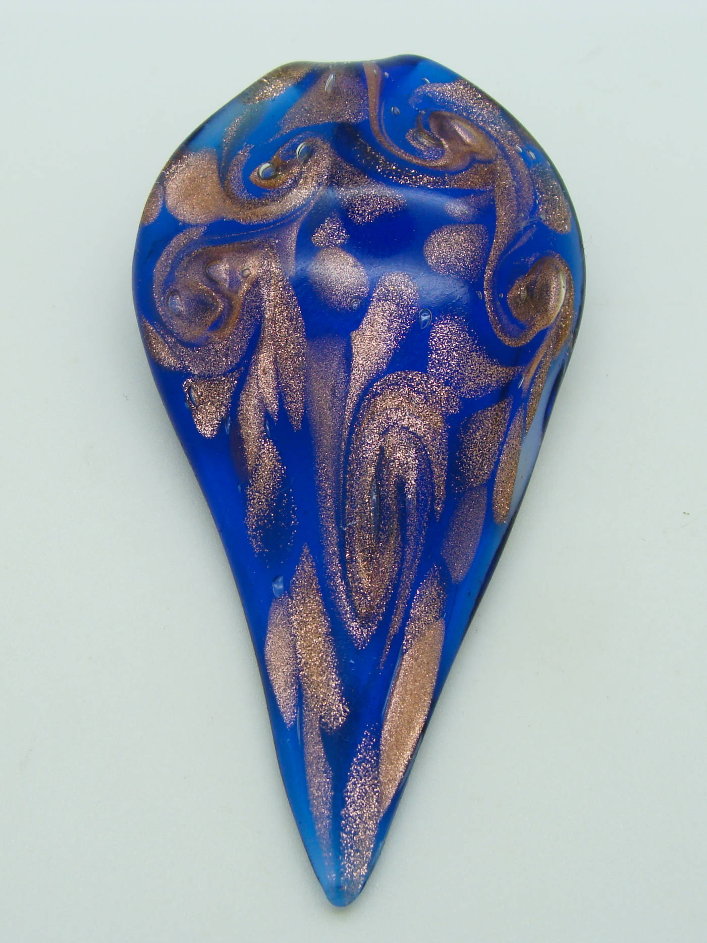 pendentif bleu fonce feuille Pend-420-2