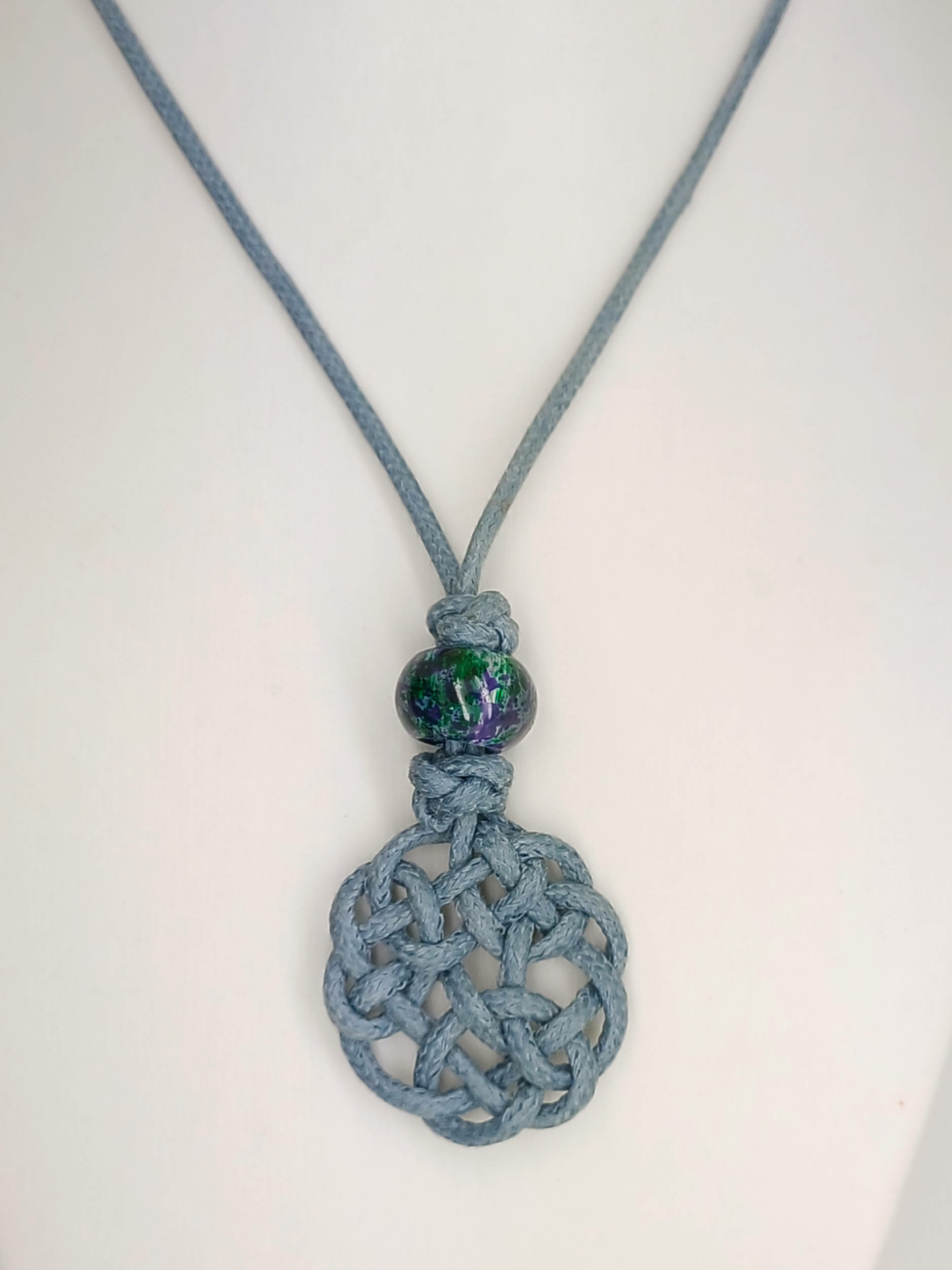 collier gris tresse rond COL09 gp