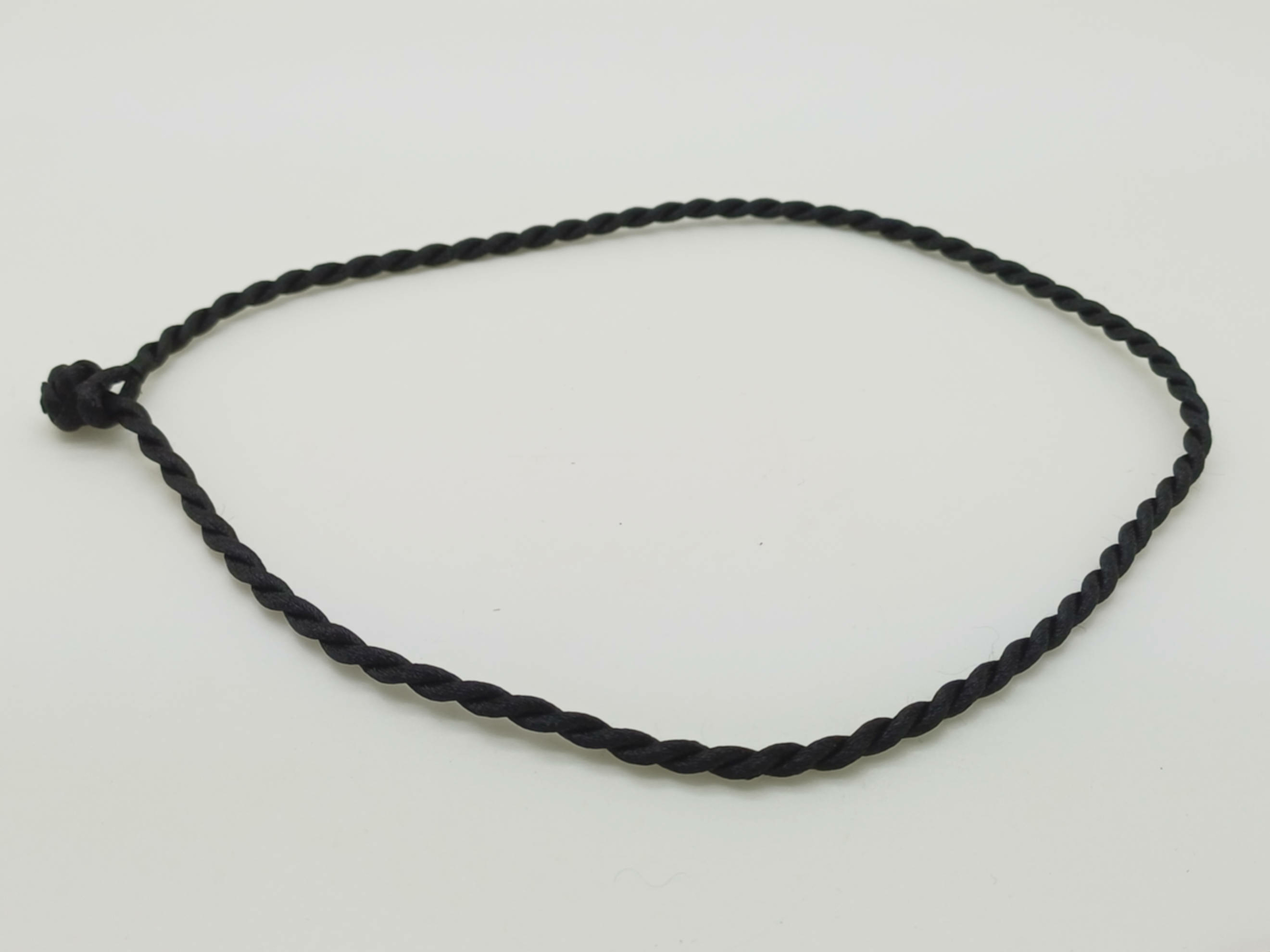 collier cordon nylon tresse 45cm