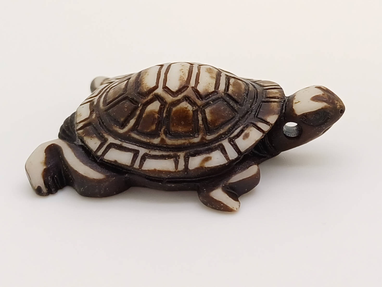 pendentif tortue resine RES-10
