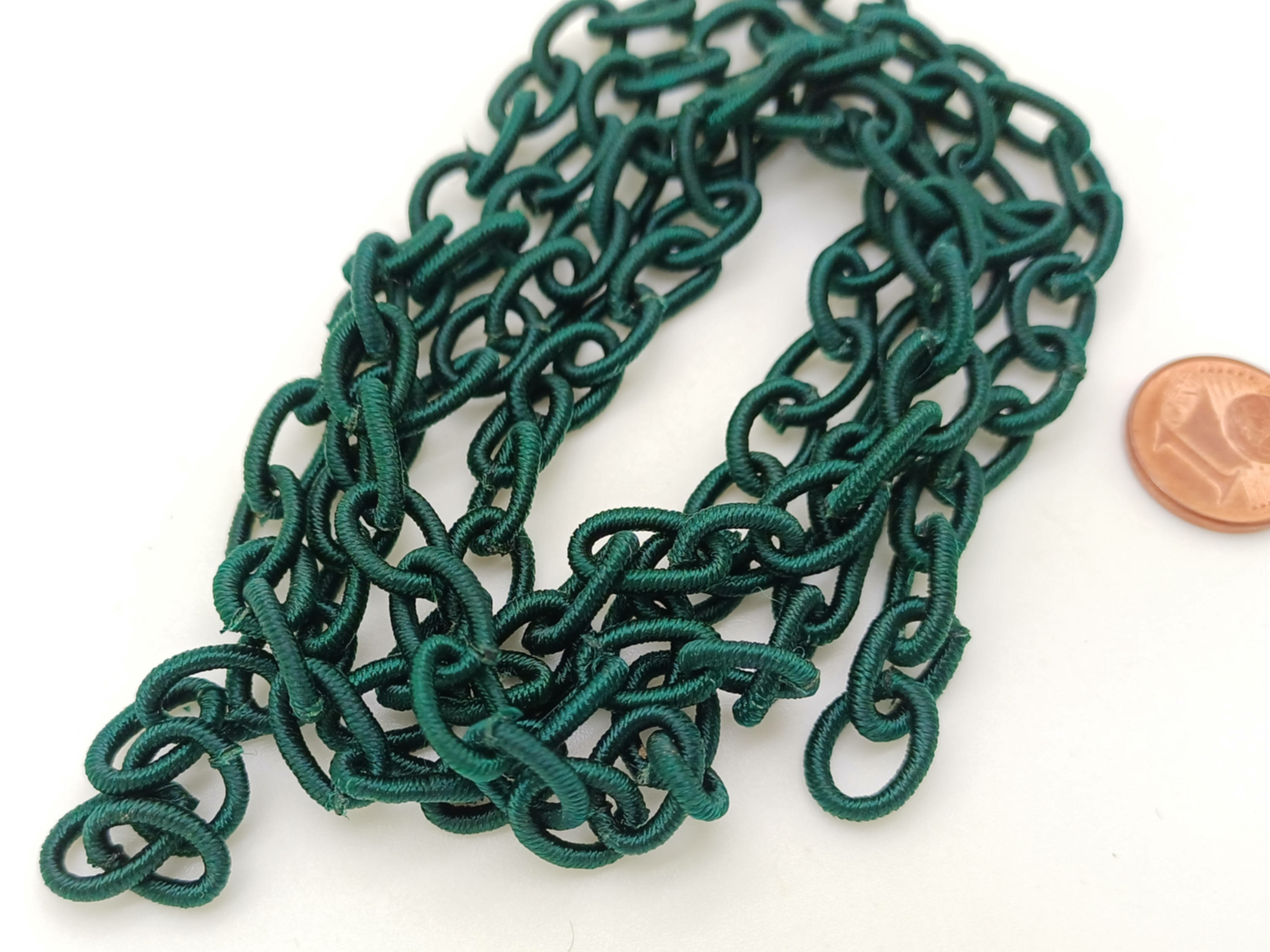 chaine nylon vert fonce cordon