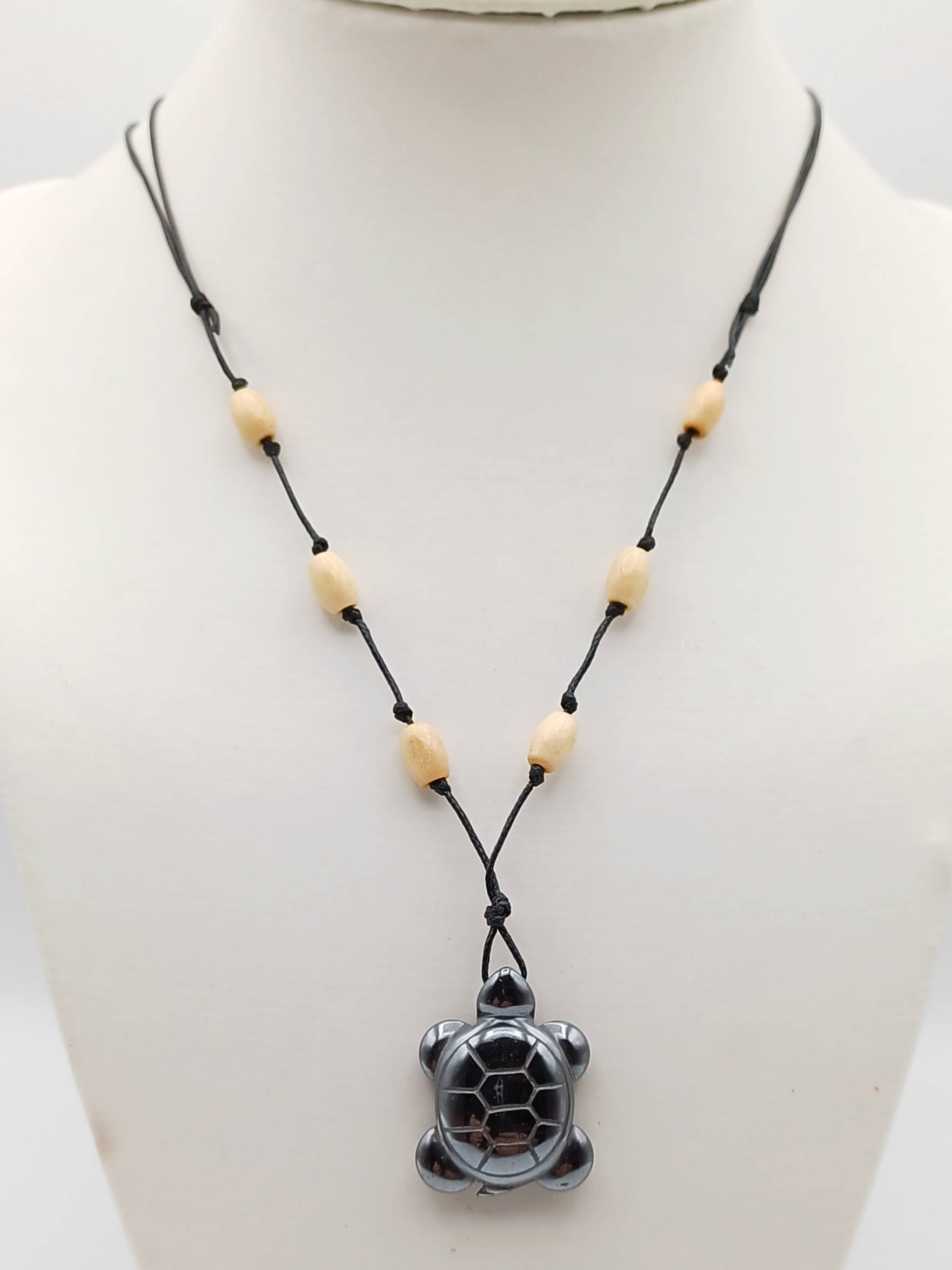 collier tortue hematite col16
