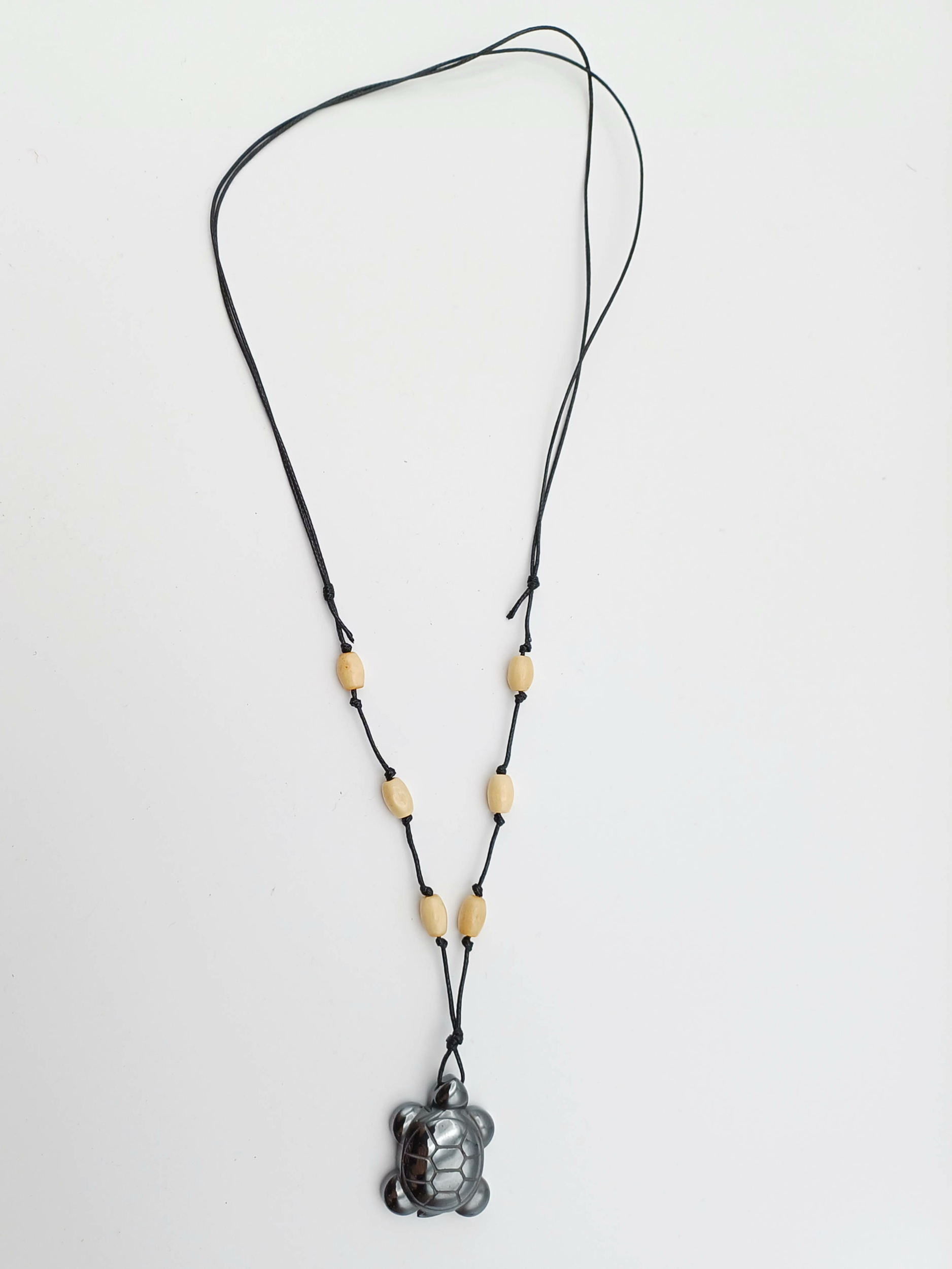 collier tortue perle bois col16