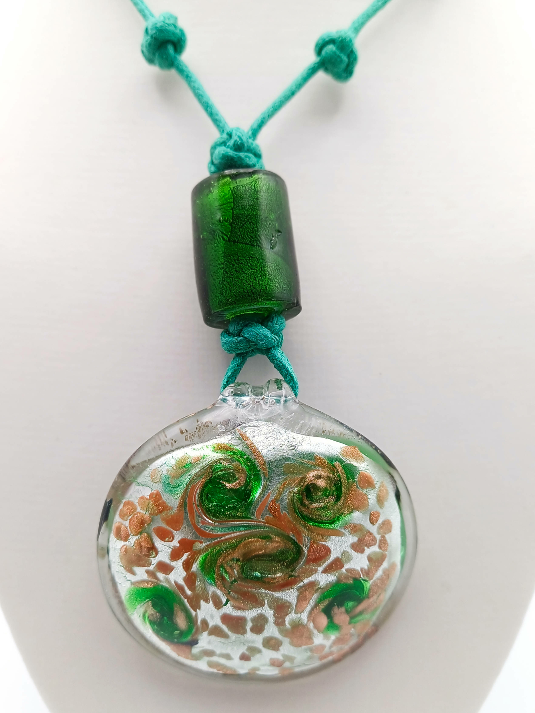 collier pendentif rond vert col18