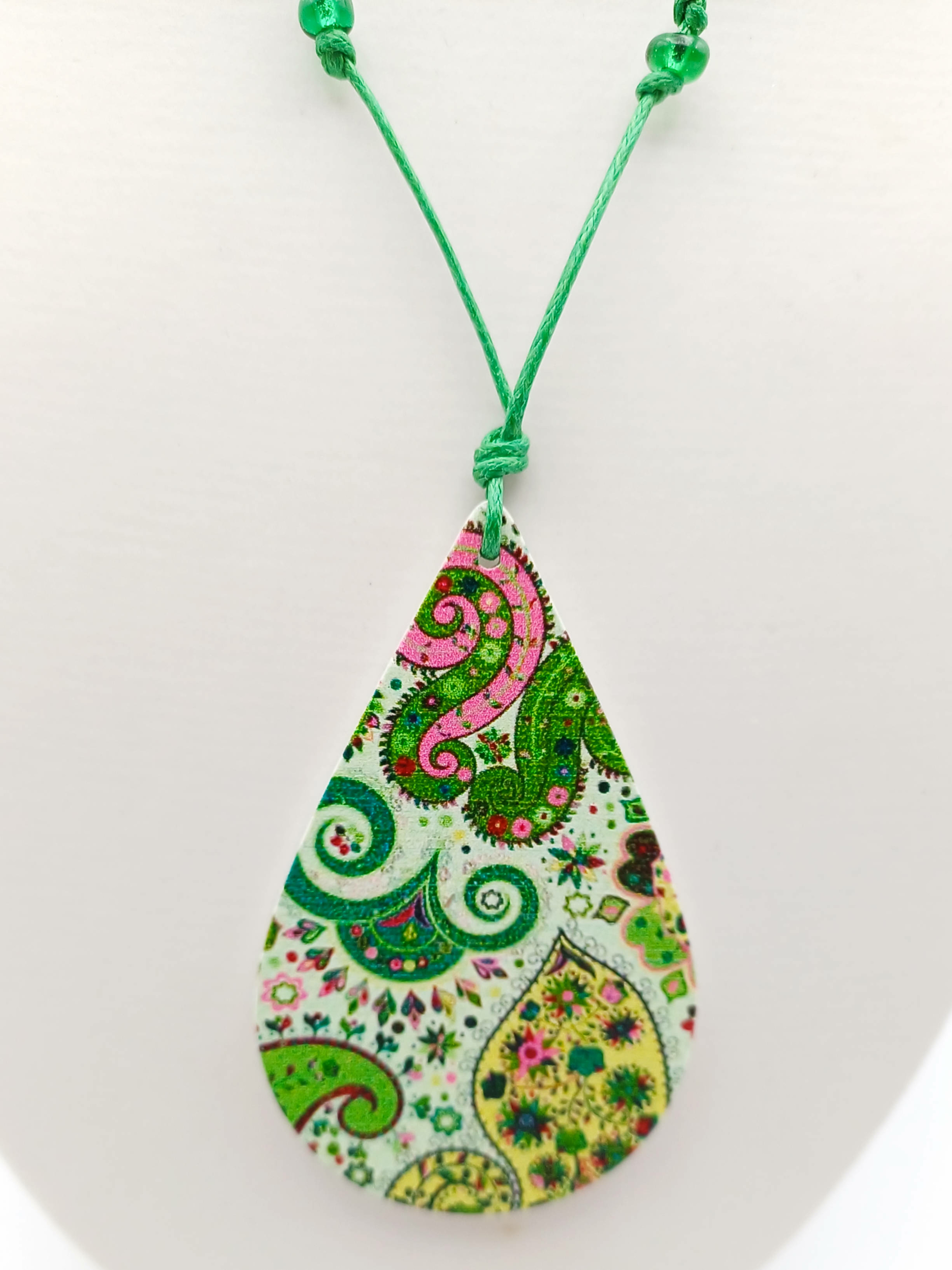 collier pendentif goutte vert col19