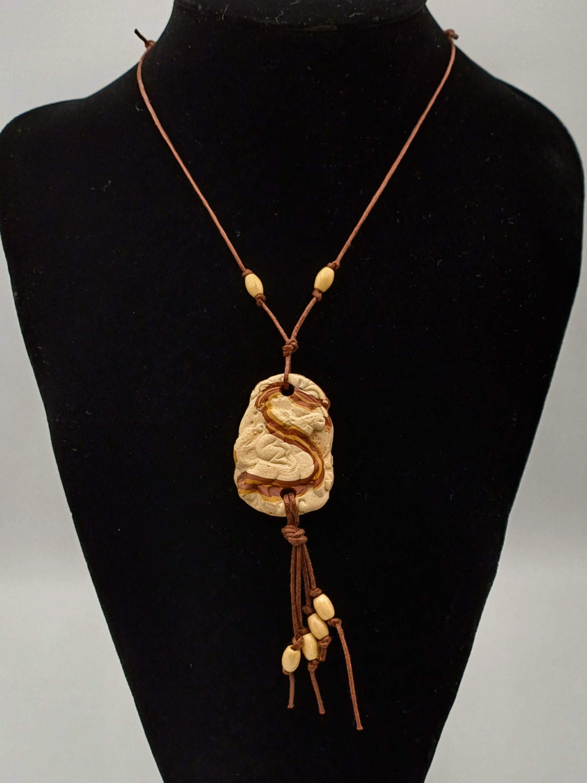 collier pendentif terre COL21