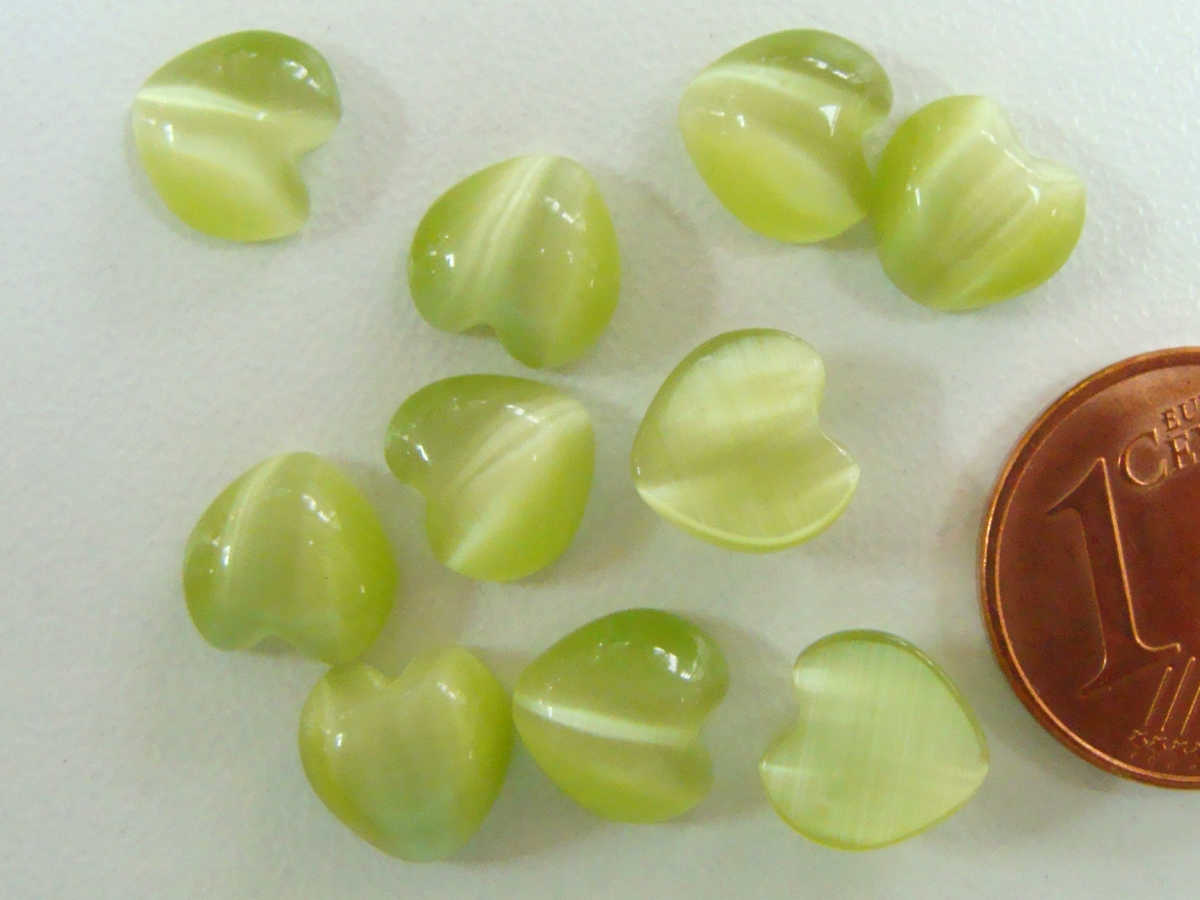 cabochon coeur 8mm vert clair verre cab-odc-Co8-vert-clair