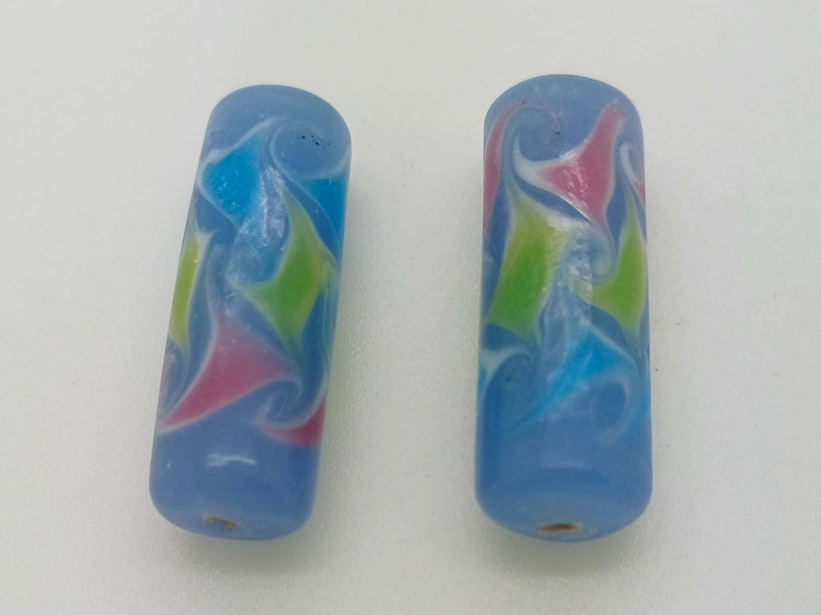 PV20 perle tube bleu clair