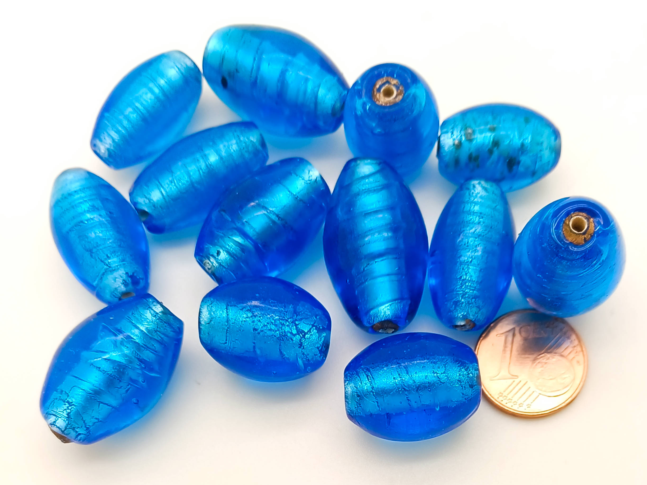 PV-lot-25 perle bleu verre ovale