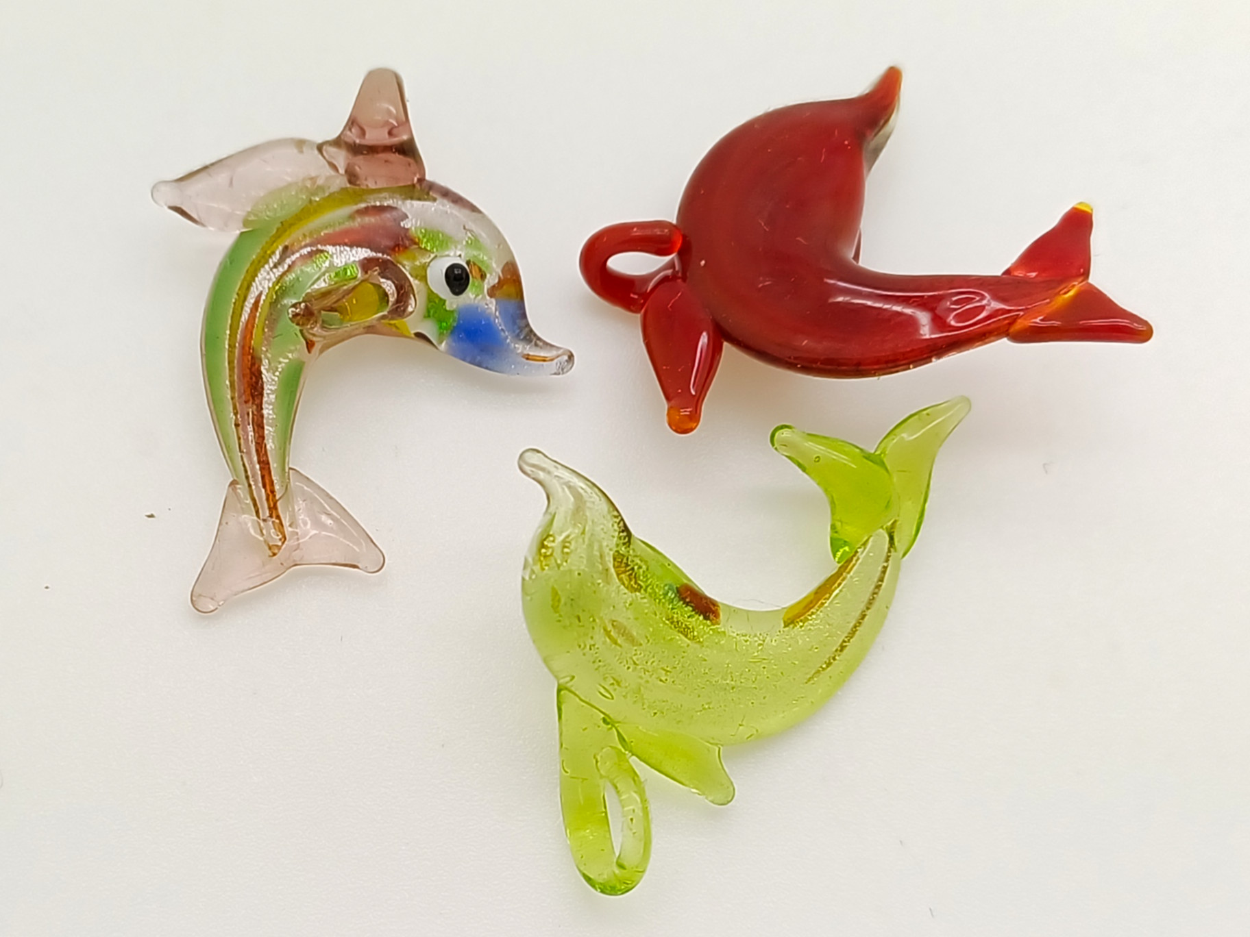 Pend-426-2 pendentif mini dauphin verre