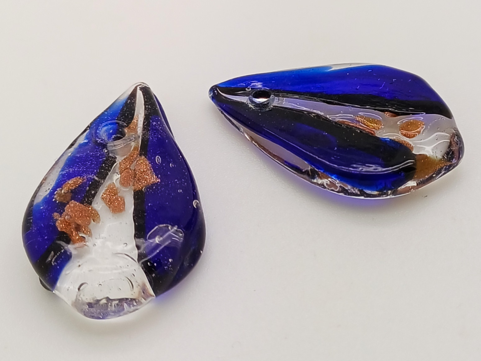 mini pendentif goutte marine dore verre Pend-457