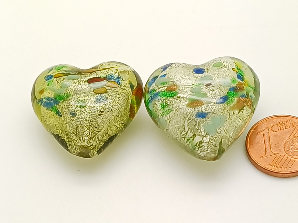 PV-lot-73 perles verre vertes coeur