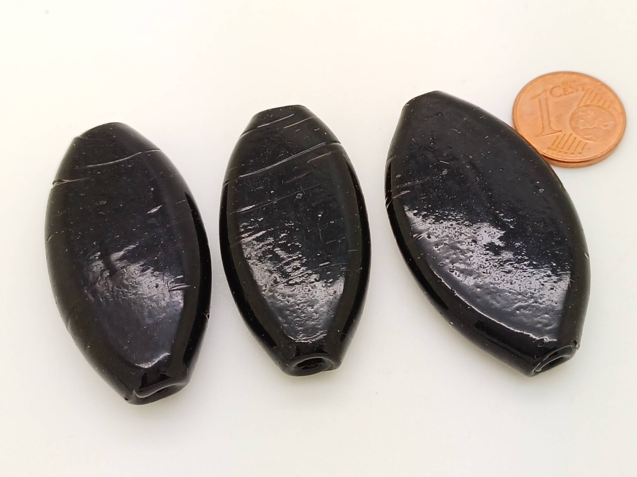 PV-lot-83 perles verre noires