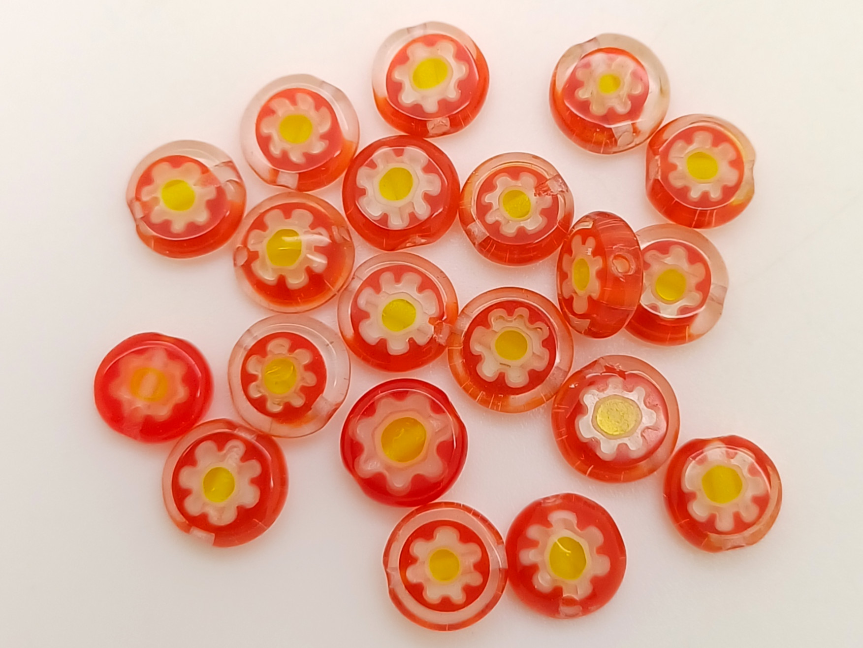 perles en verre millefiori rouge orange Mille-d8-rouge